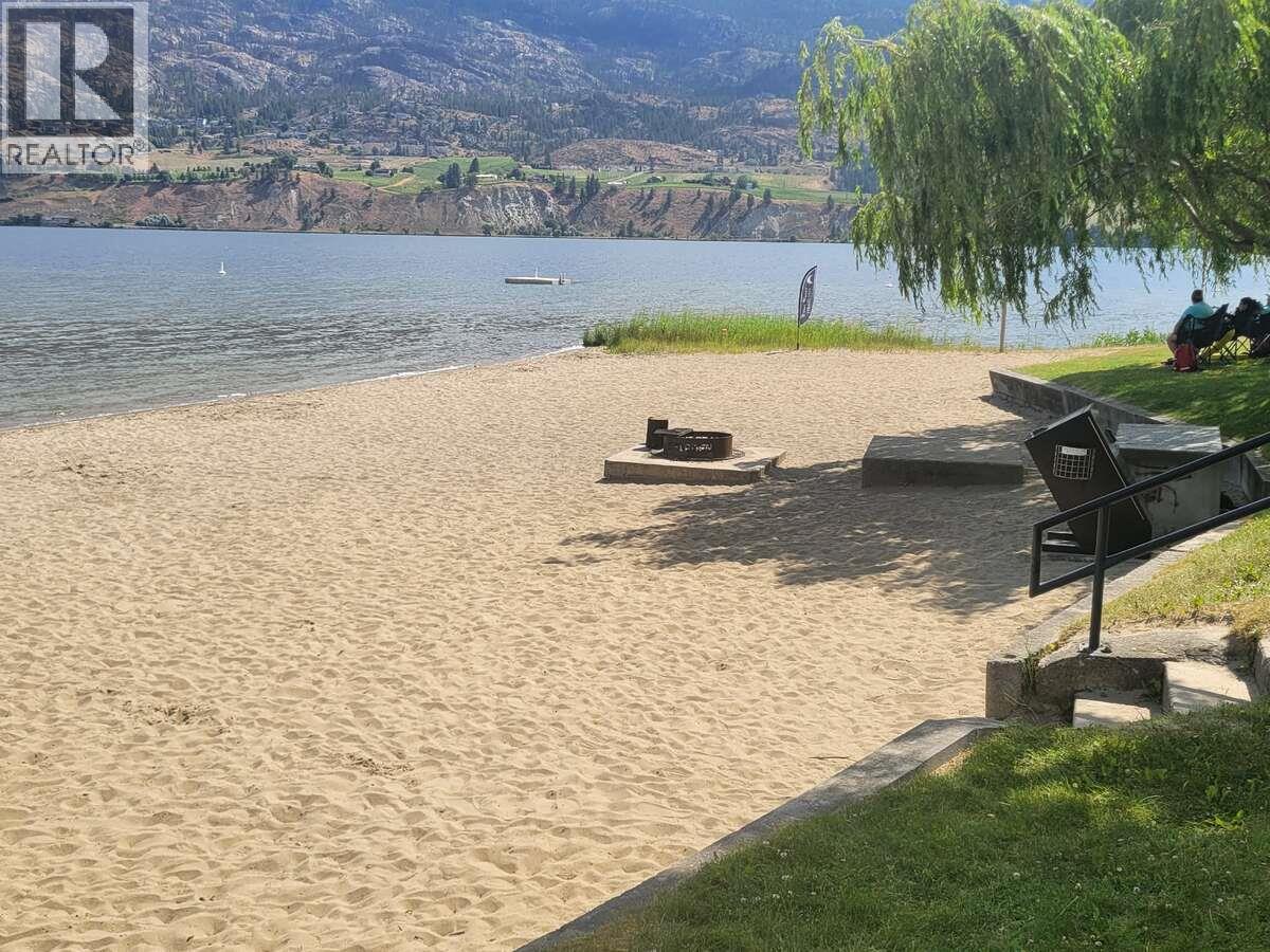 129 Alder Crescent, Kaleden, British Columbia  V0H 1K0 - Photo 8 - 10363460