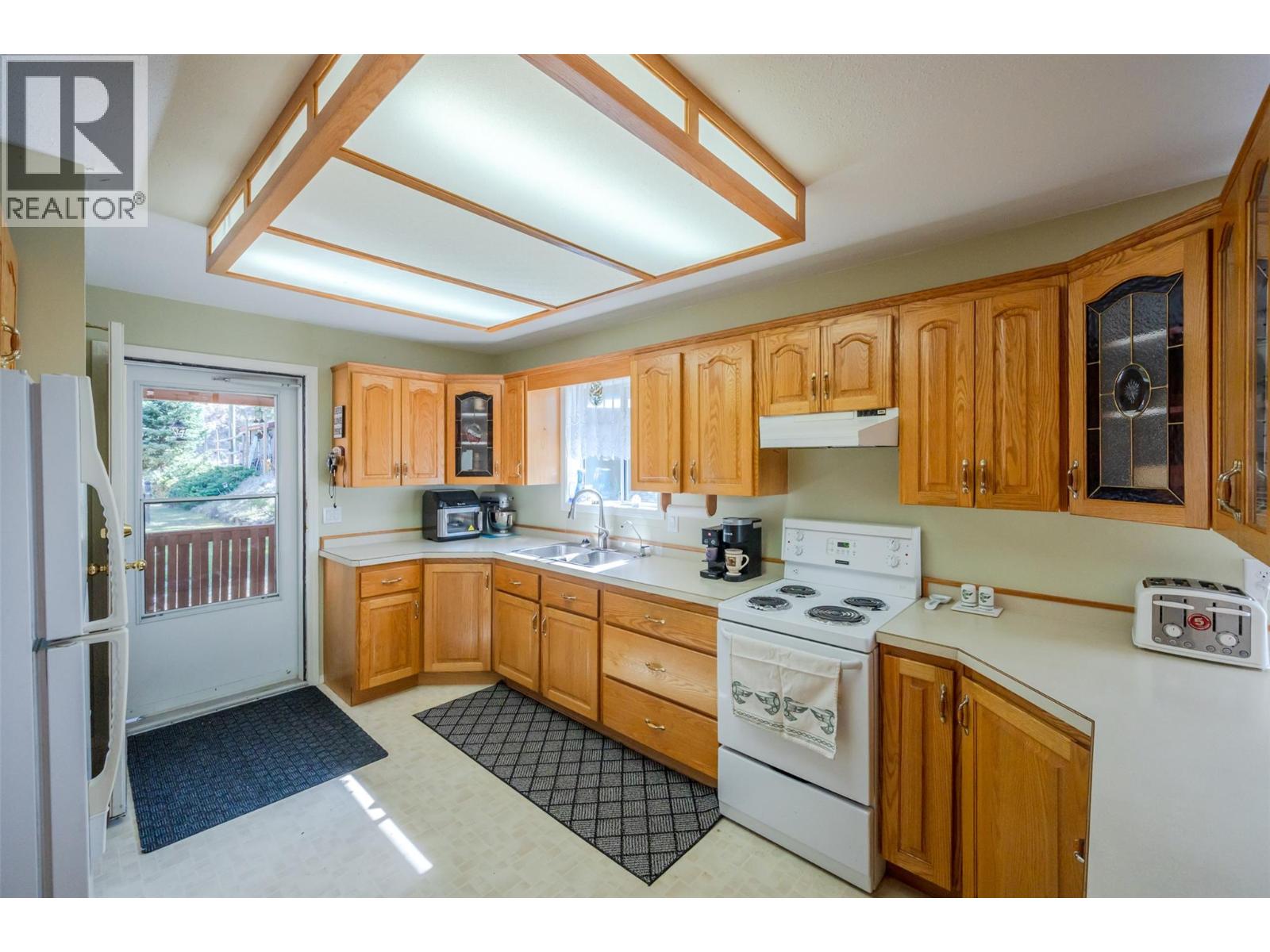 234 Twin Lakes Road, Kaleden, British Columbia  V0H 1K0 - Photo 23 - 10363476