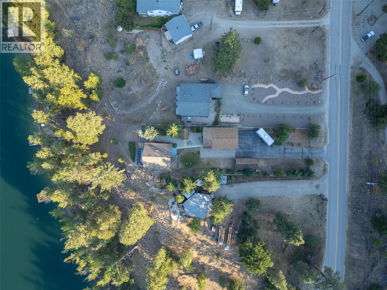 234 Twin Lakes Road, Kaleden, British Columbia  V0H 1K0 - Photo 5 - 10363476