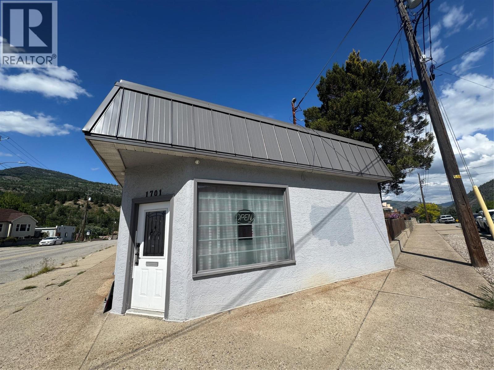 1701 Third Avenue, Trail, British Columbia  V1R 1R1 - Photo 16 - 10363366