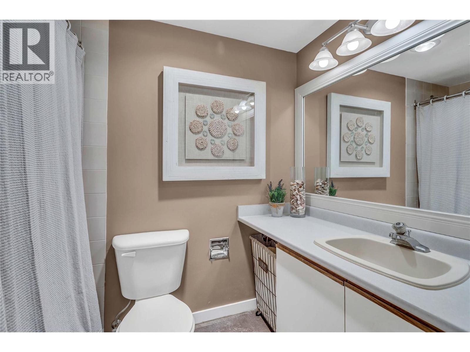 1056 Bernard Avenue Unit# 216, Kelowna, British Columbia  V1Y 8L7 - Photo 15 - 10362901