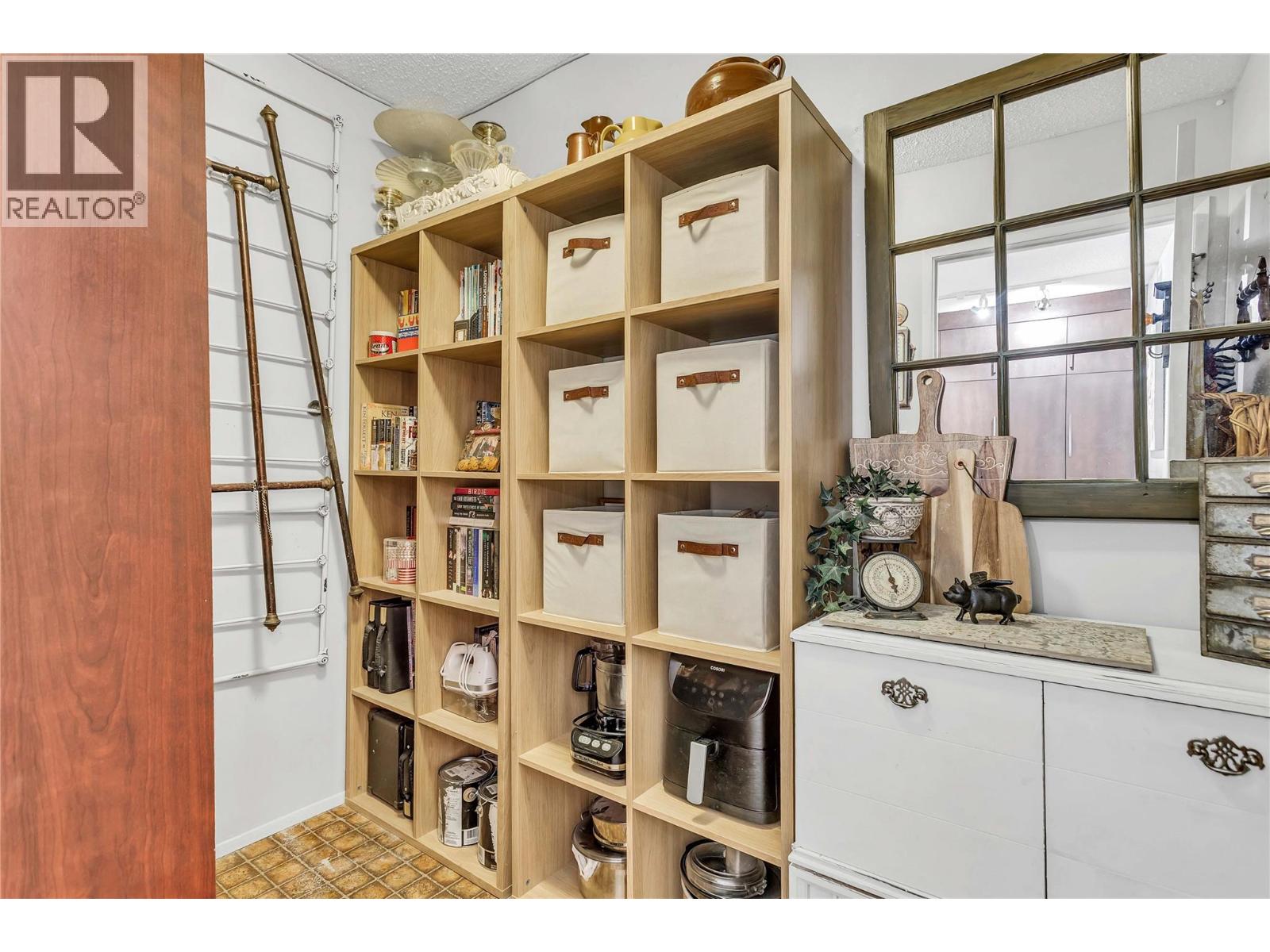 1056 Bernard Avenue Unit# 216, Kelowna, British Columbia  V1Y 8L7 - Photo 18 - 10362901