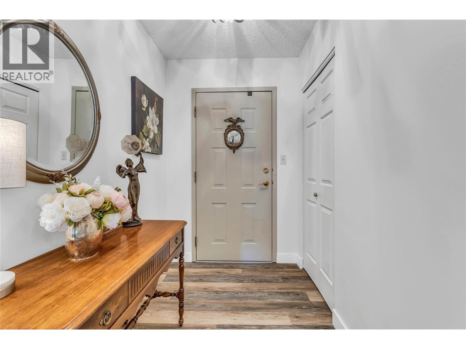 1056 Bernard Avenue Unit# 216, Kelowna, British Columbia  V1Y 8L7 - Photo 22 - 10362901