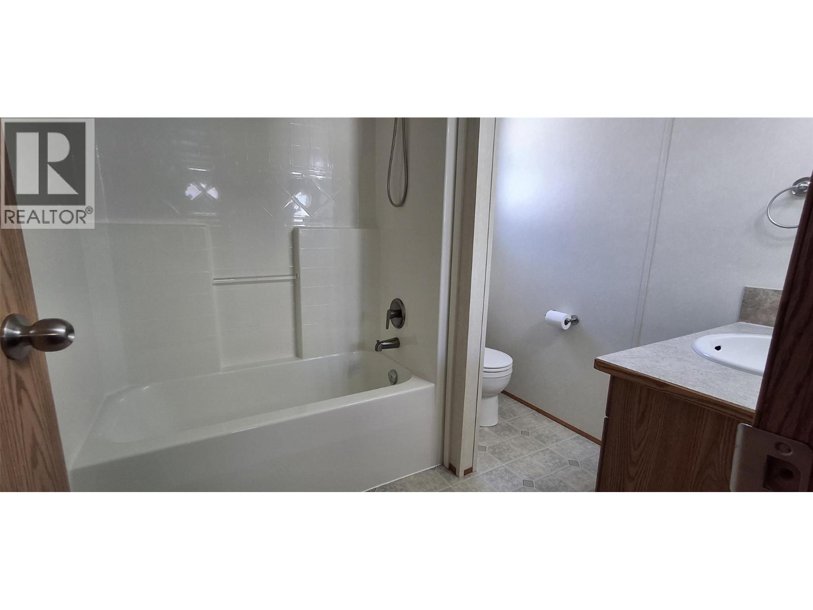 4965 Pine Acres Road Unit# 69, Chase, British Columbia  V0E 1M3 - Photo 16 - 10363139