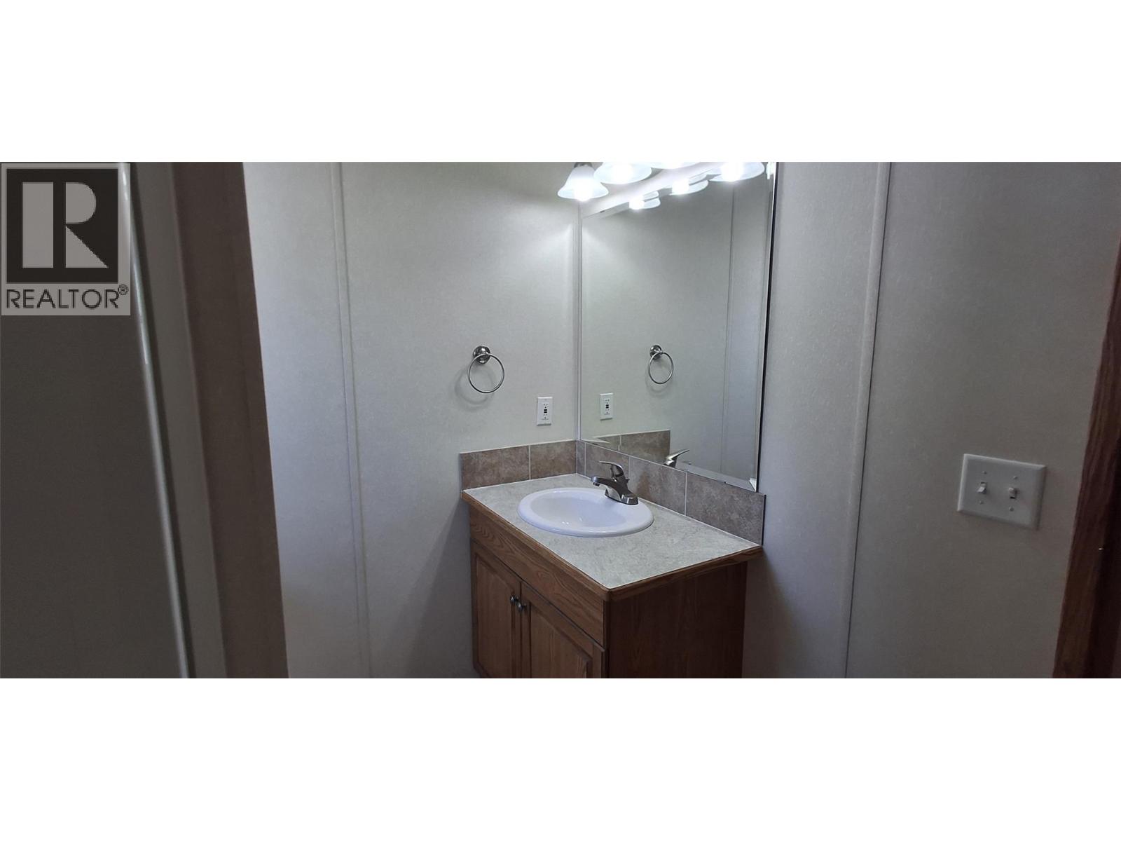 4965 Pine Acres Road Unit# 69, Chase, British Columbia  V0E 1M3 - Photo 17 - 10363139