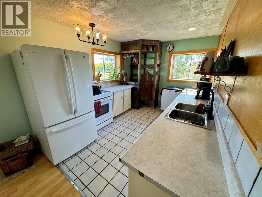 12705 Hwy 52 N, Dawson Creek, British Columbia  V0C 1B0 - Photo 6 - 10363509