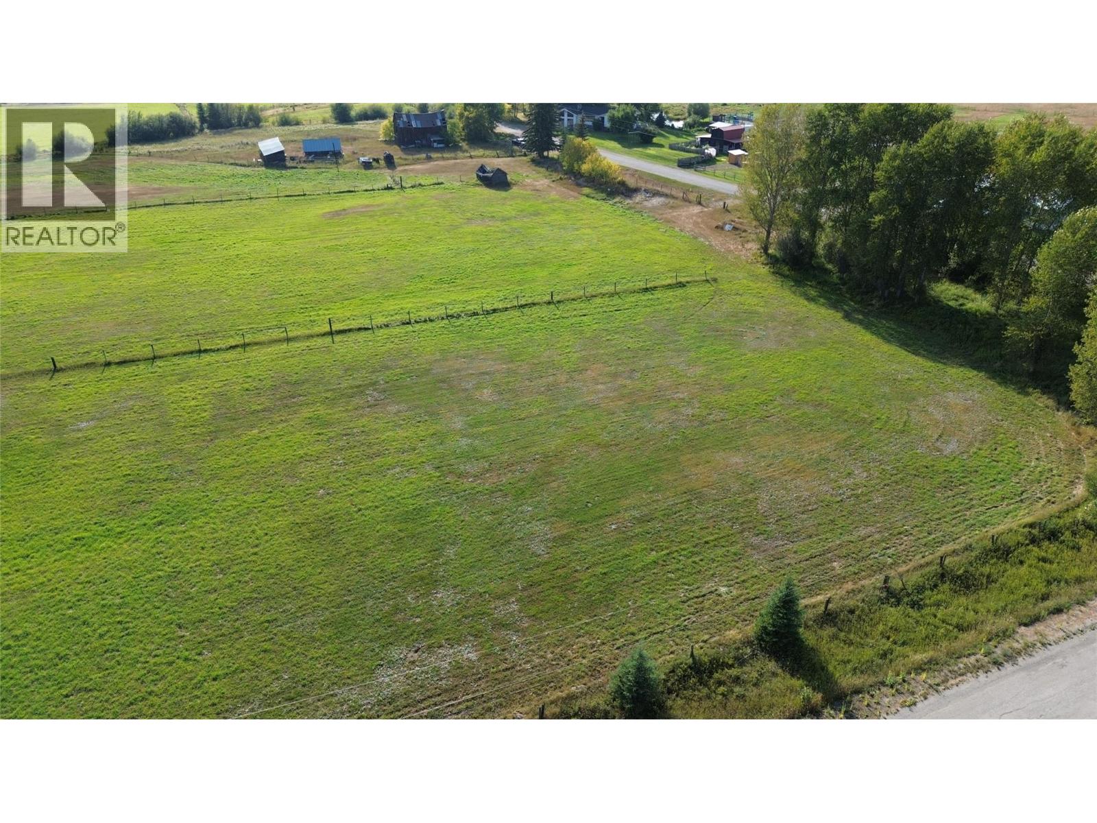 000 Campsall Road, Fort Steele, British Columbia  V0B 1N0 - Photo 3 - 10363283