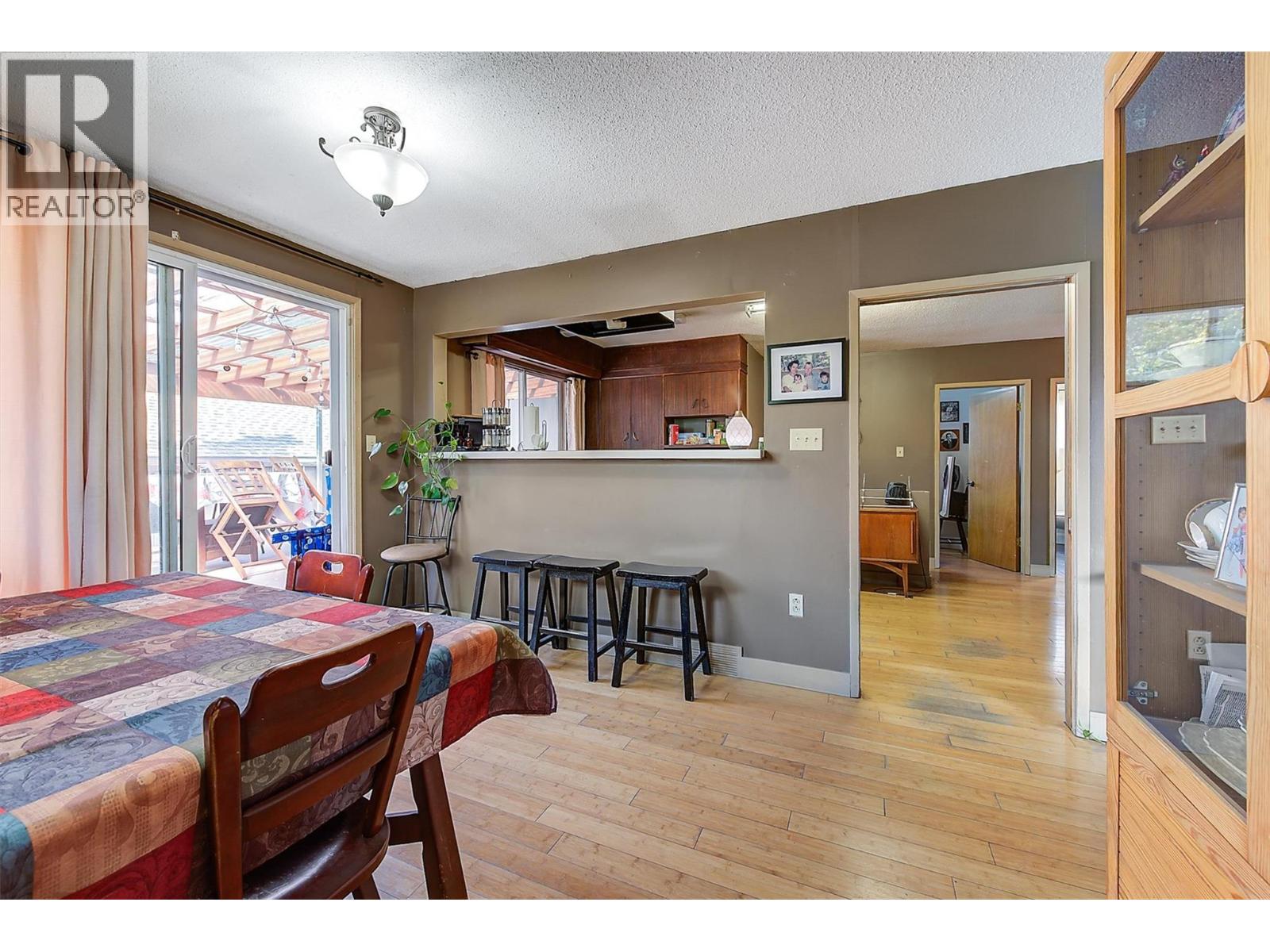 738 Morrison Avenue, Kelowna, British Columbia  V1Y 5E5 - Photo 23 - 10362337