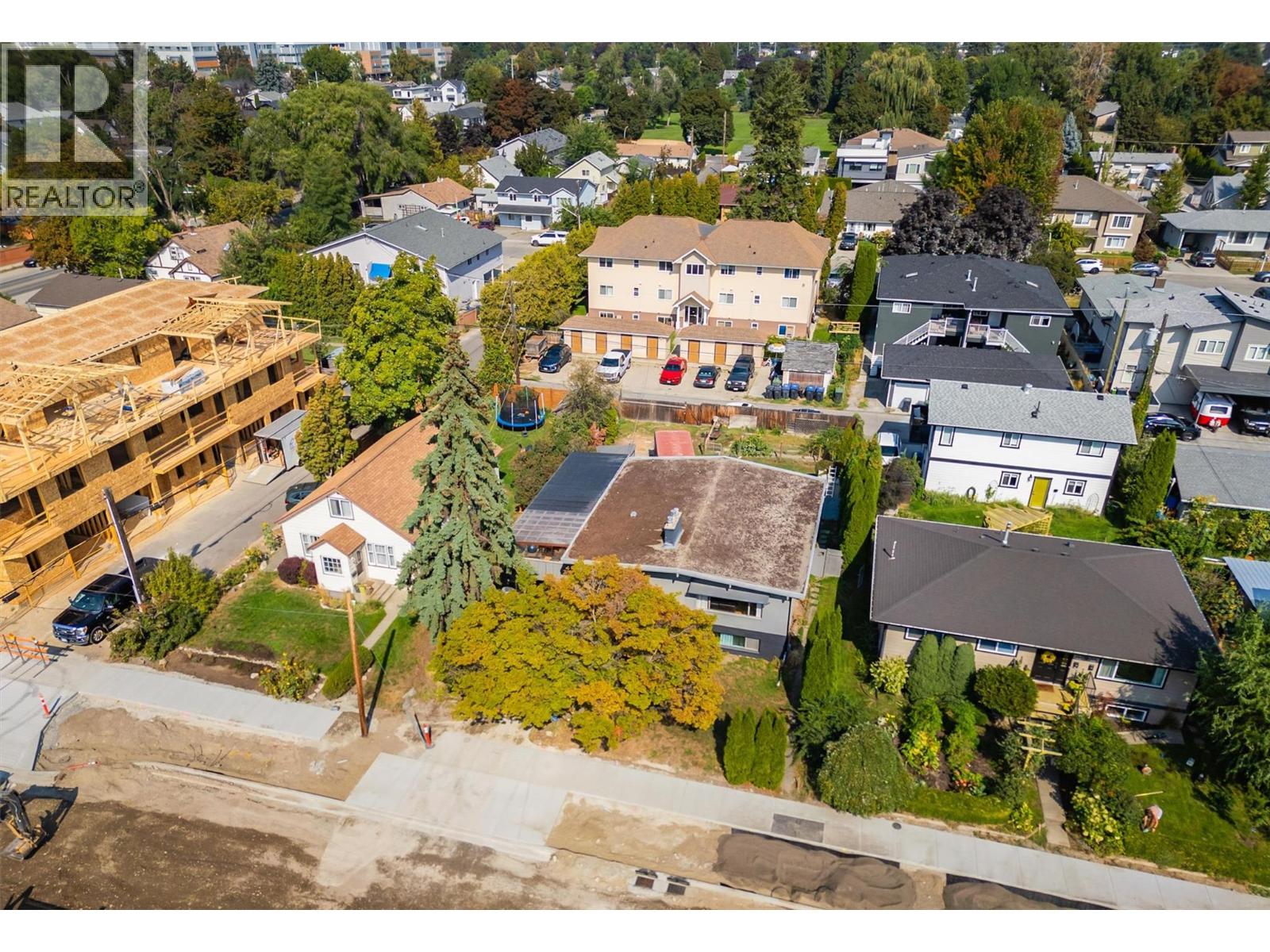 738 Morrison Avenue, Kelowna, British Columbia  V1Y 5E5 - Photo 5 - 10362337