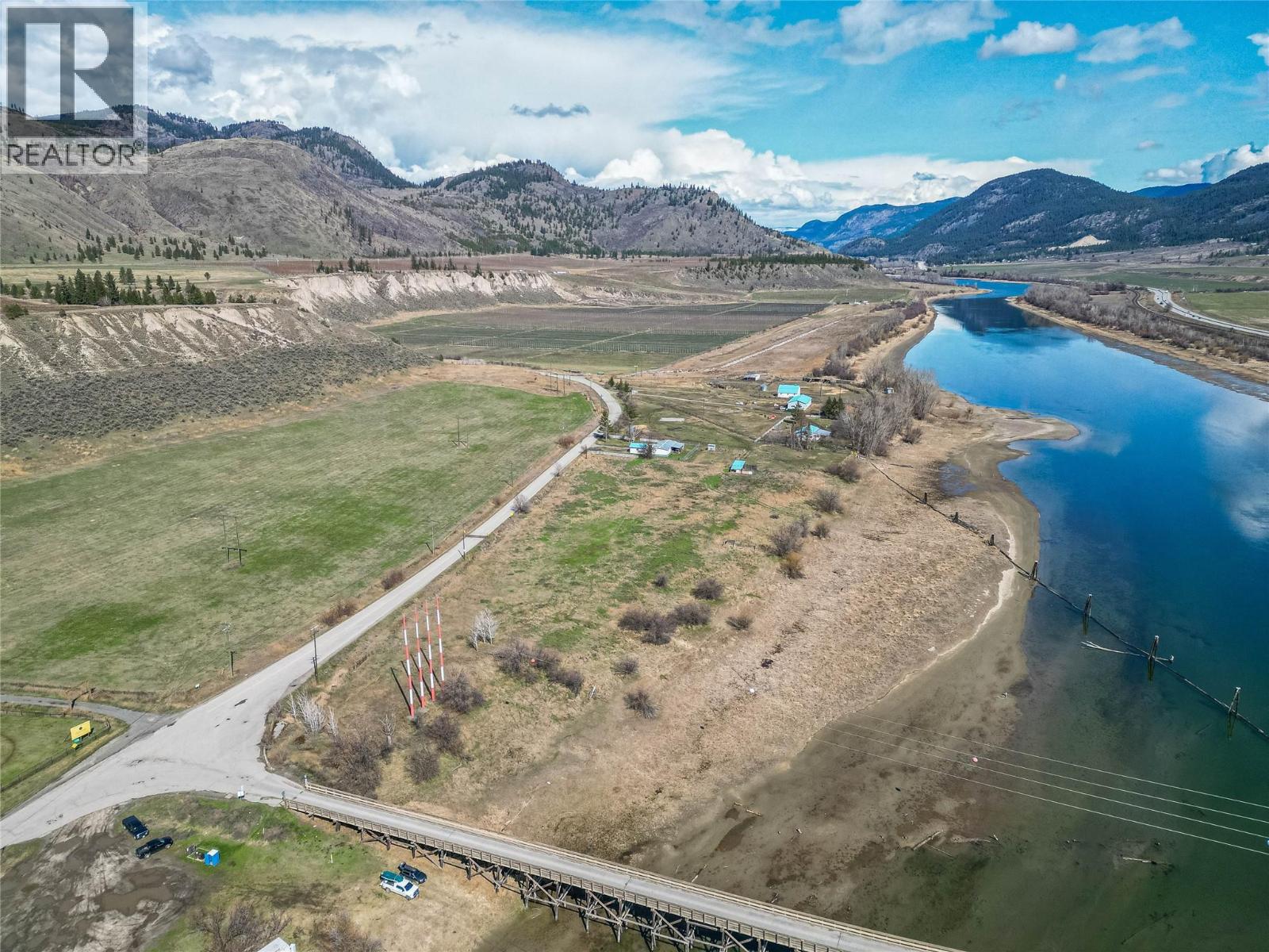 5024 Pinantan Road, Pritchard, British Columbia  V0E 2P0 - Photo 1 - 10363236