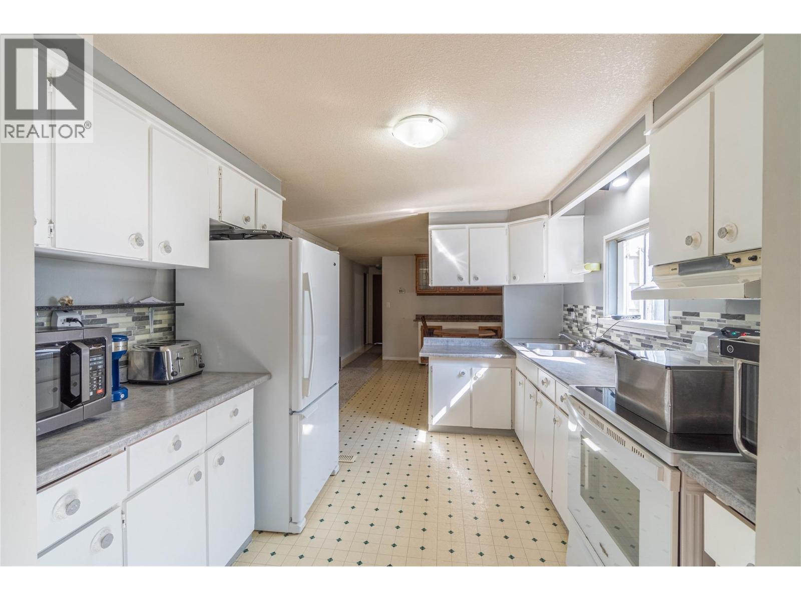 5024 Pinantan Road, Pritchard, British Columbia  V0E 2P0 - Photo 22 - 10363236