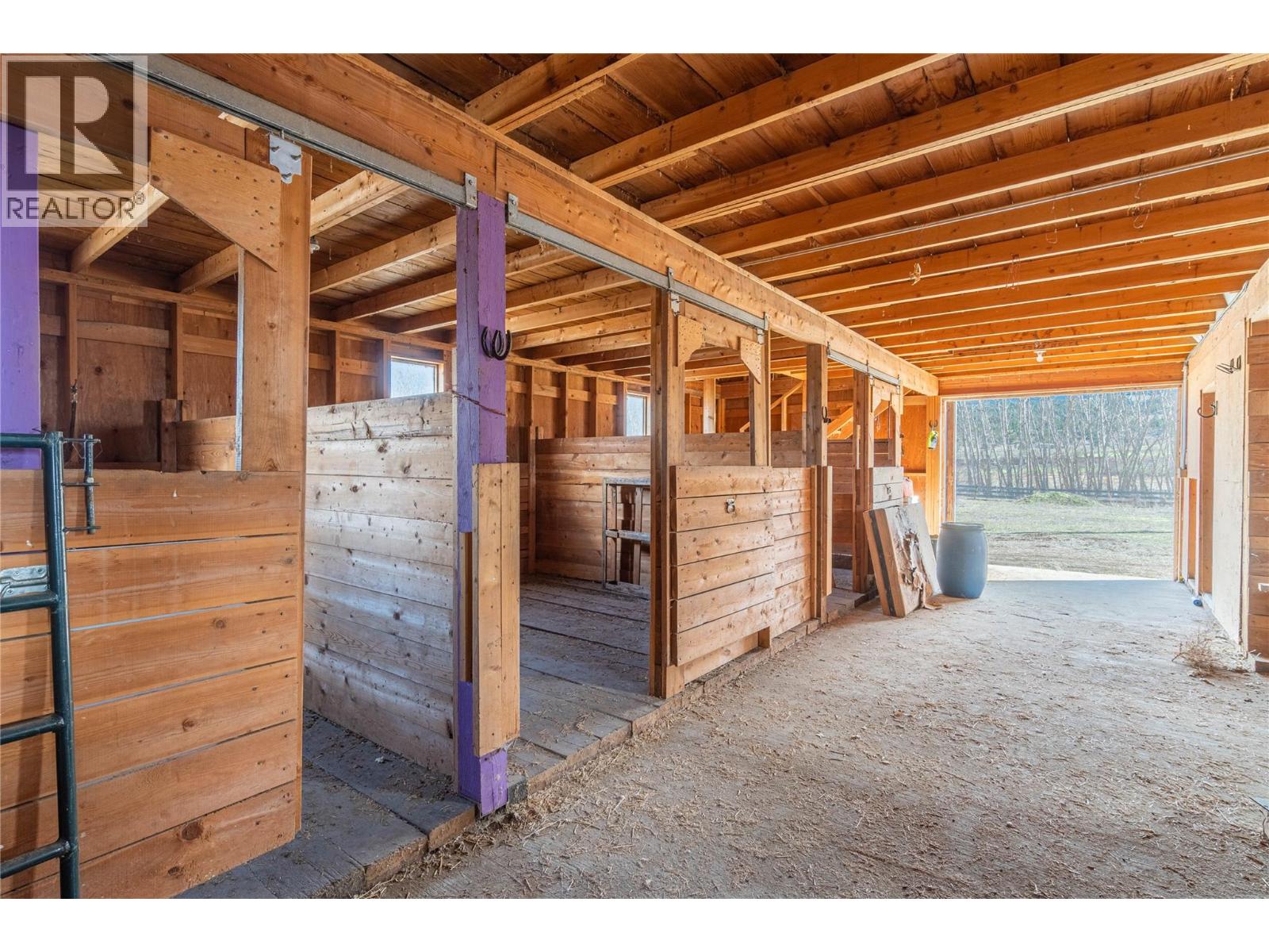 5024 Pinantan Road, Pritchard, British Columbia  V0E 2P0 - Photo 55 - 10363236