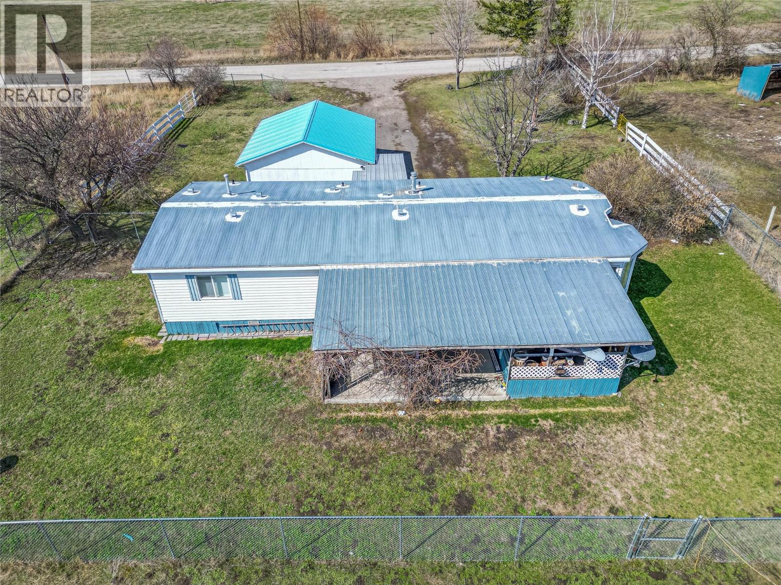 5024 Pinantan Road, Pritchard, British Columbia  V0E 2P0 - Photo 9 - 10363236