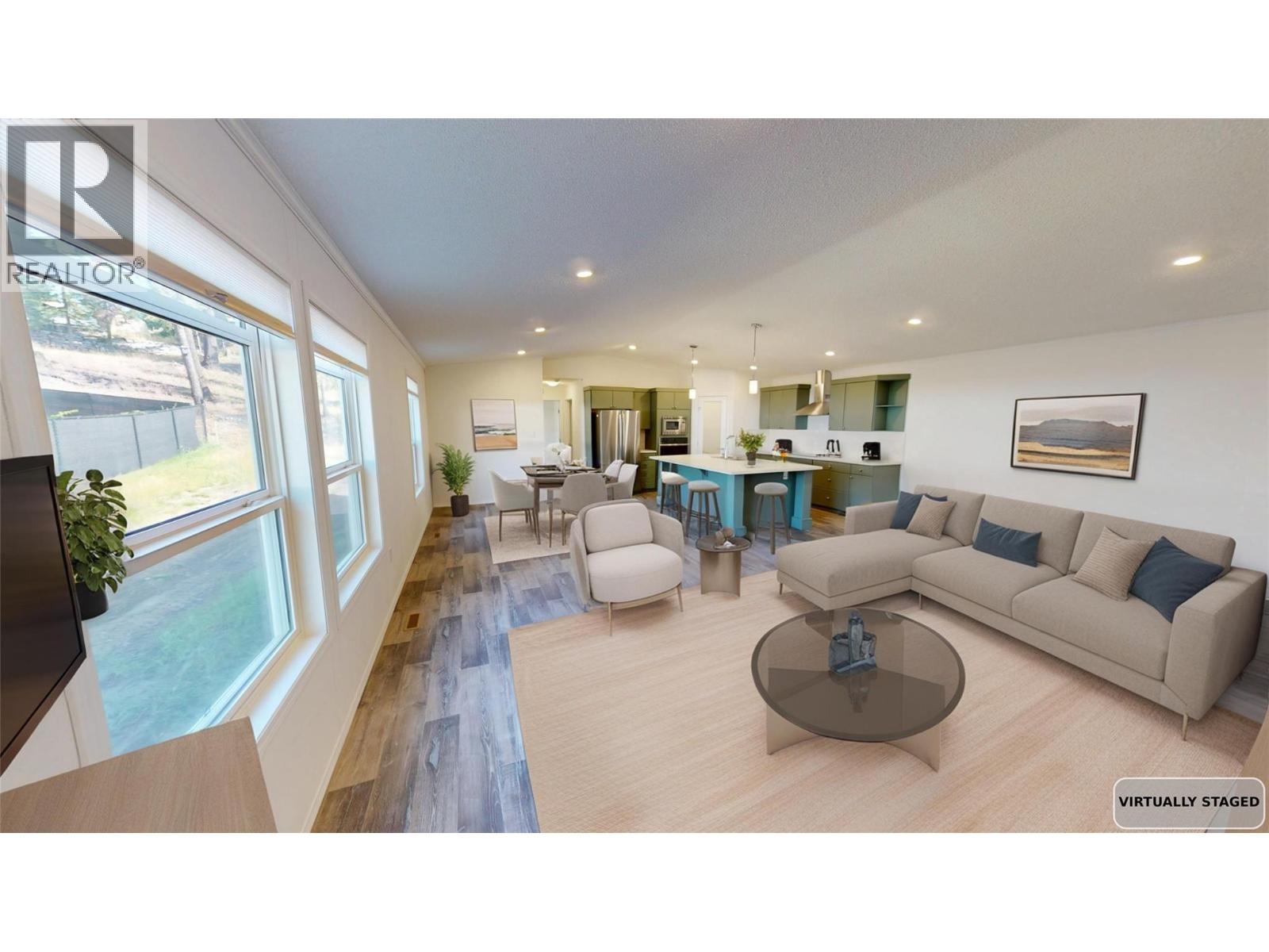 20 Cherokee Drive, Elkford, British Columbia  V0B 1H0 - Photo 5 - 10363349