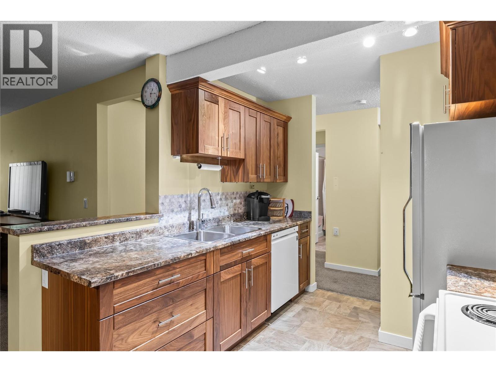 60 Wolverine Road Unit# 413, Big White, British Columbia  V1P 1P3 - Photo 10 - 10363541