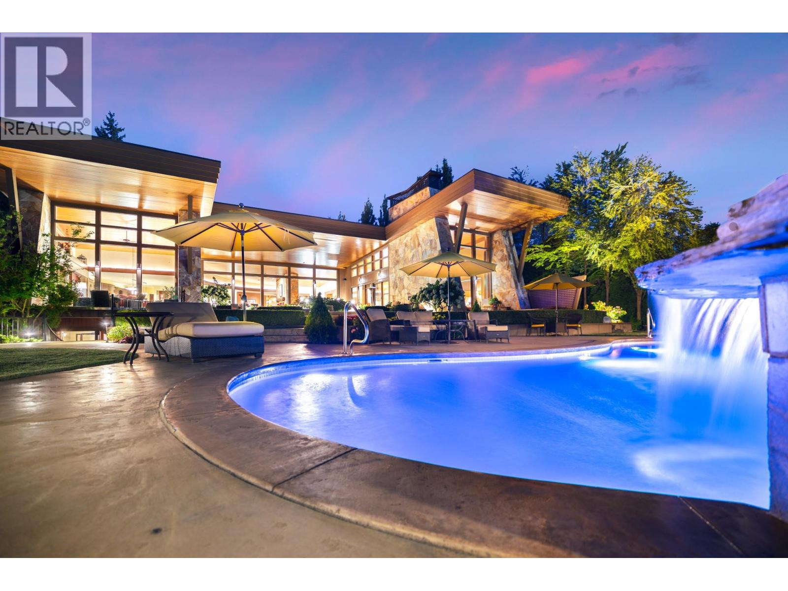 704 Barnaby Road, Kelowna, British Columbia  V1W 4N9 - Photo 11 - 10363565