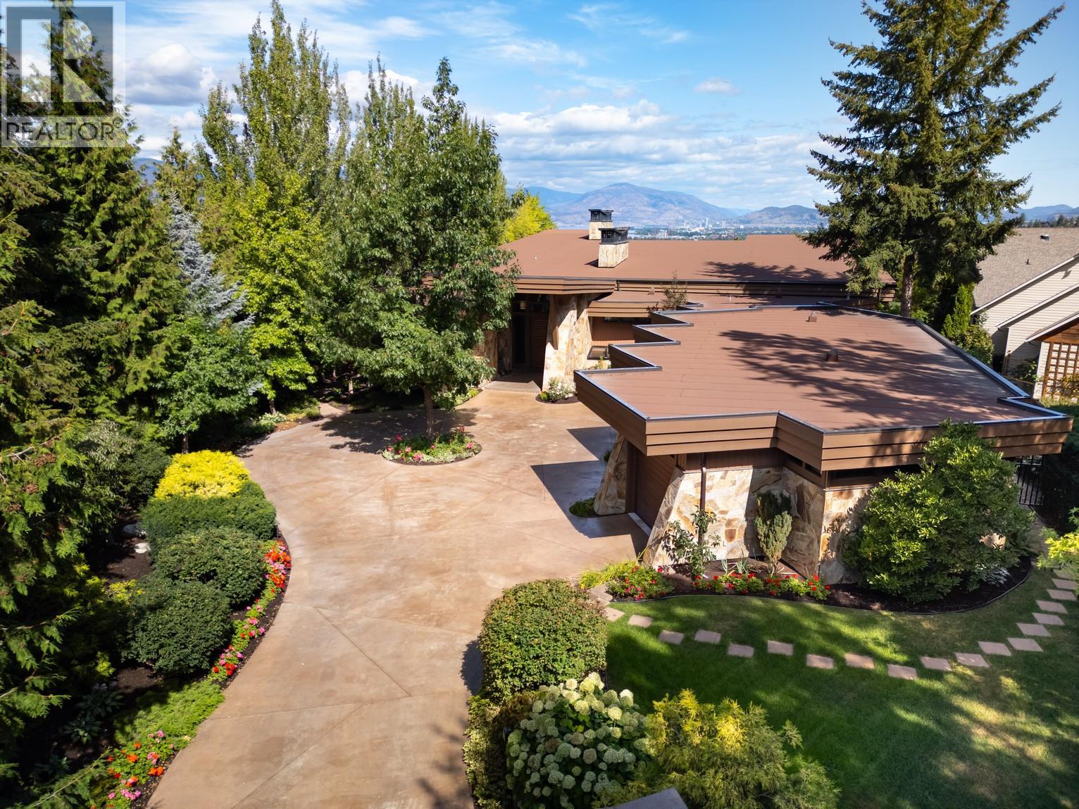 704 Barnaby Road, Kelowna, British Columbia  V1W 4N9 - Photo 12 - 10363565