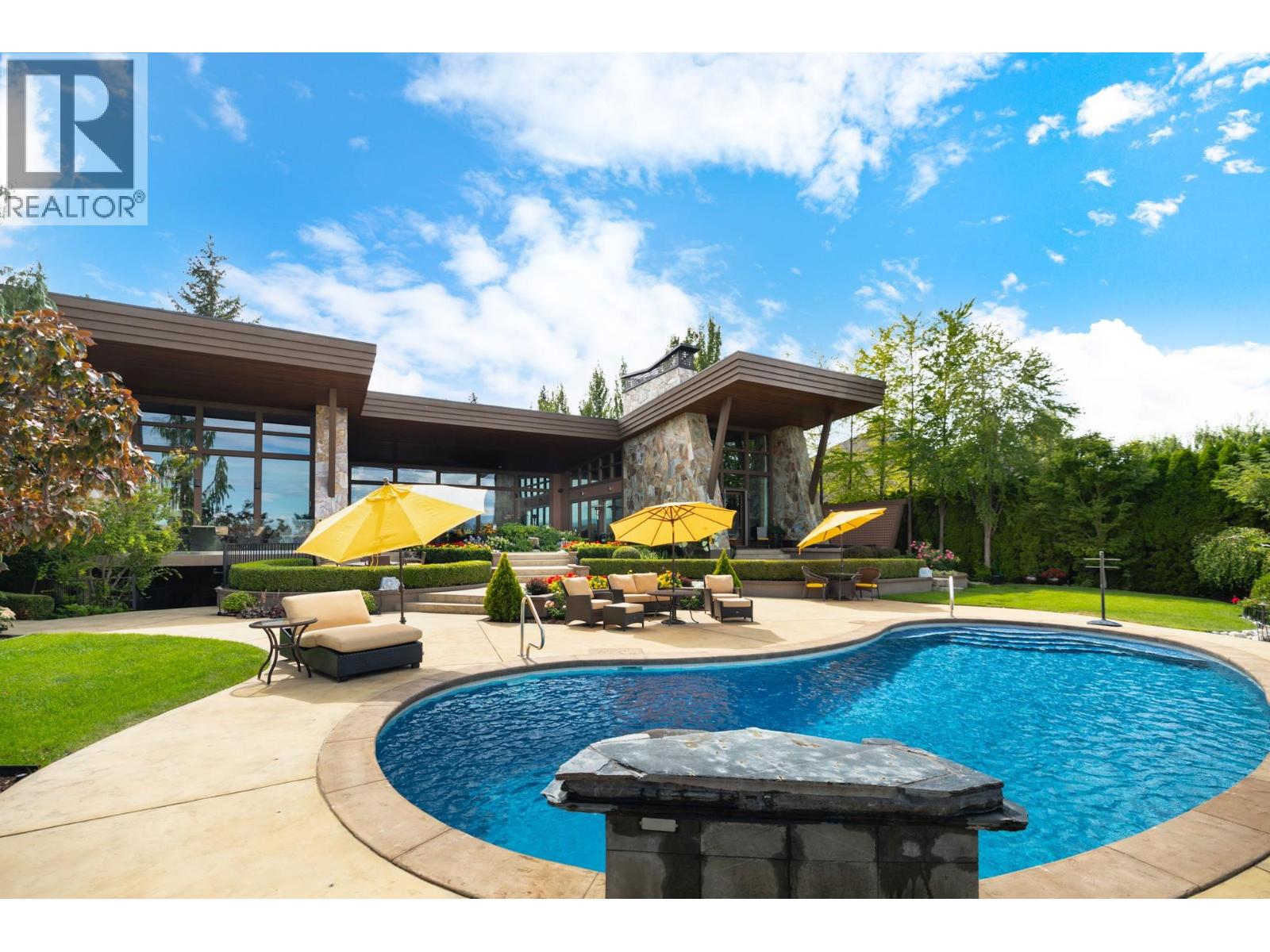 704 Barnaby Road, Kelowna, British Columbia  V1W 4N9 - Photo 22 - 10363565