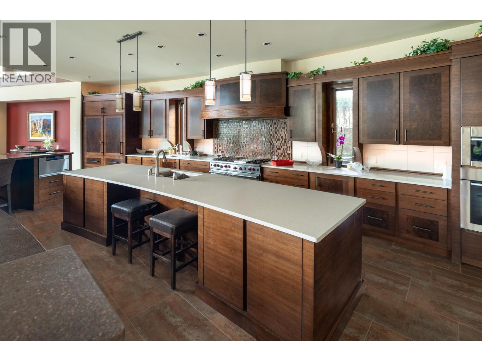 704 Barnaby Road, Kelowna, British Columbia  V1W 4N9 - Photo 31 - 10363565