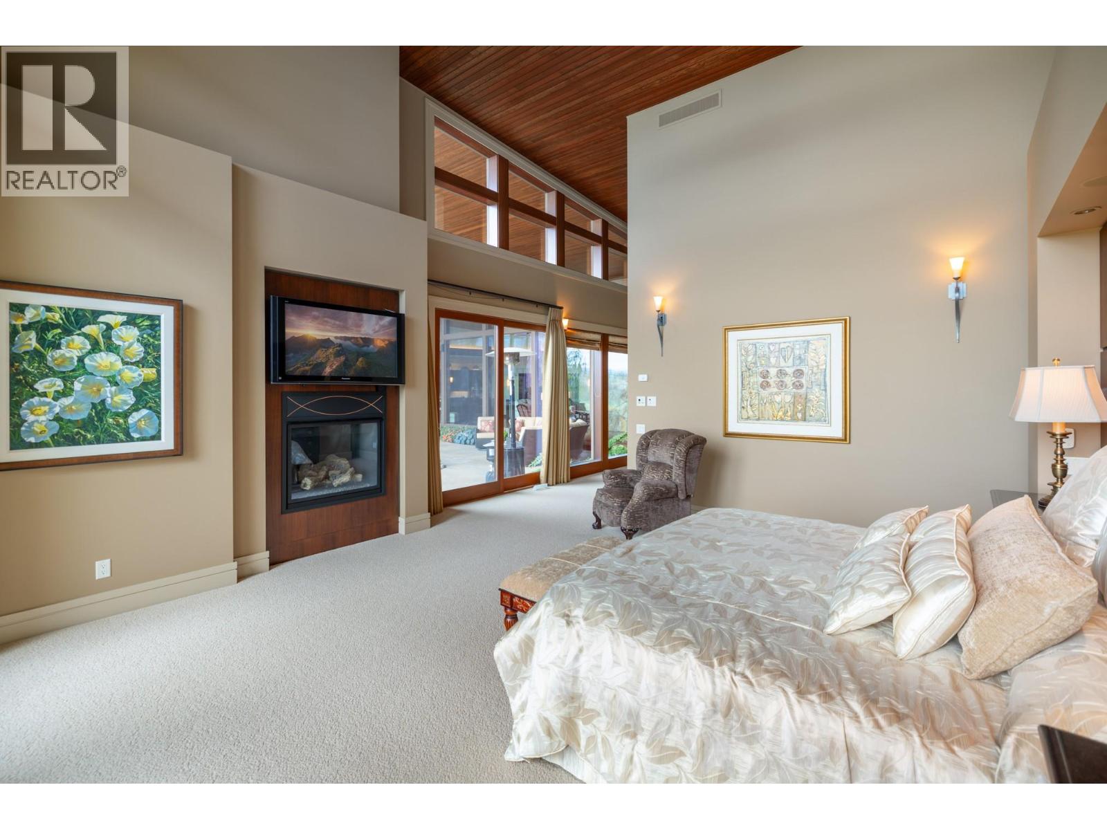 704 Barnaby Road, Kelowna, British Columbia  V1W 4N9 - Photo 39 - 10363565