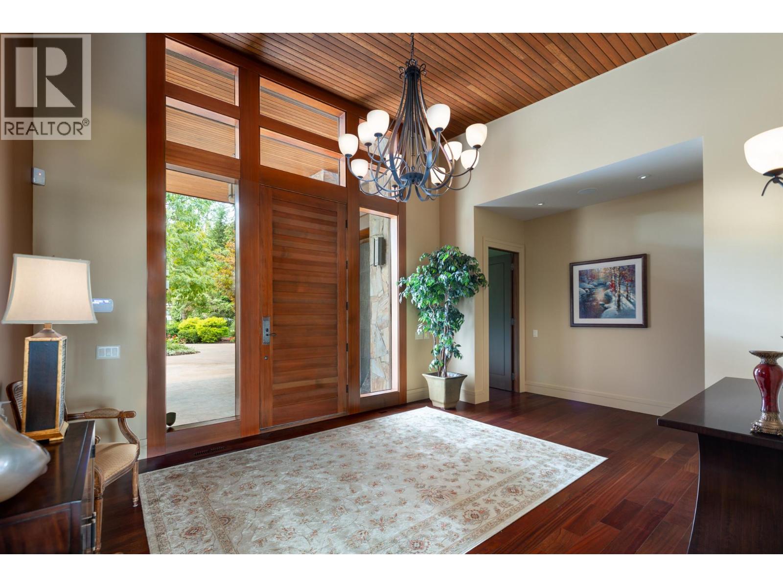 704 Barnaby Road, Kelowna, British Columbia  V1W 4N9 - Photo 45 - 10363565