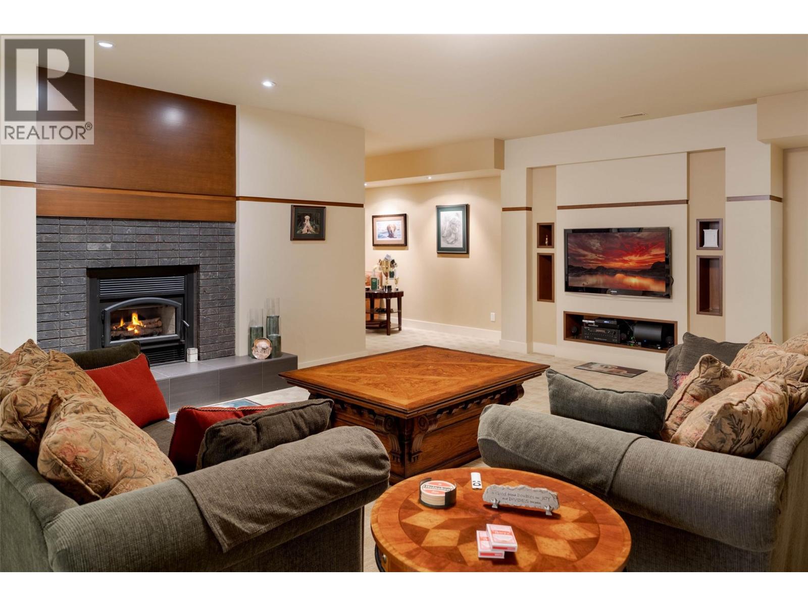 704 Barnaby Road, Kelowna, British Columbia  V1W 4N9 - Photo 62 - 10363565