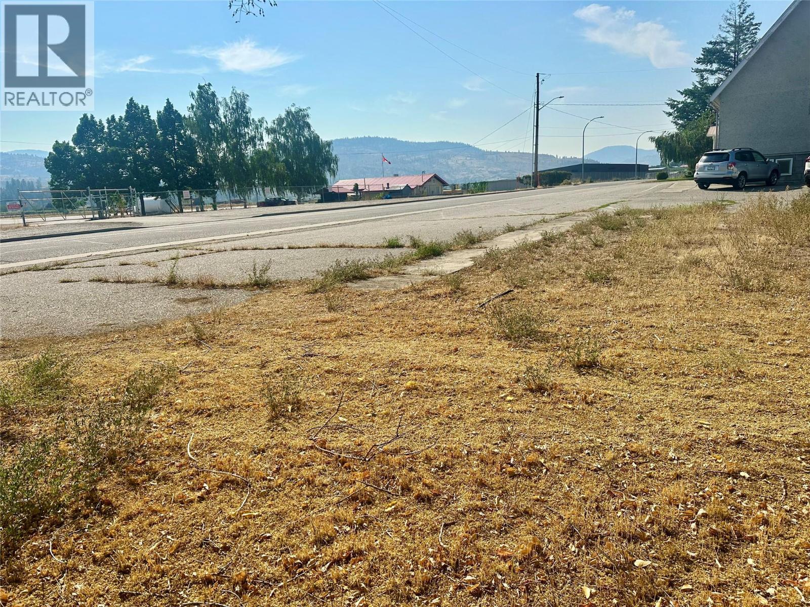 5812 Airport Street, Oliver, British Columbia  V0H 1T0 - Photo 10 - 10362653