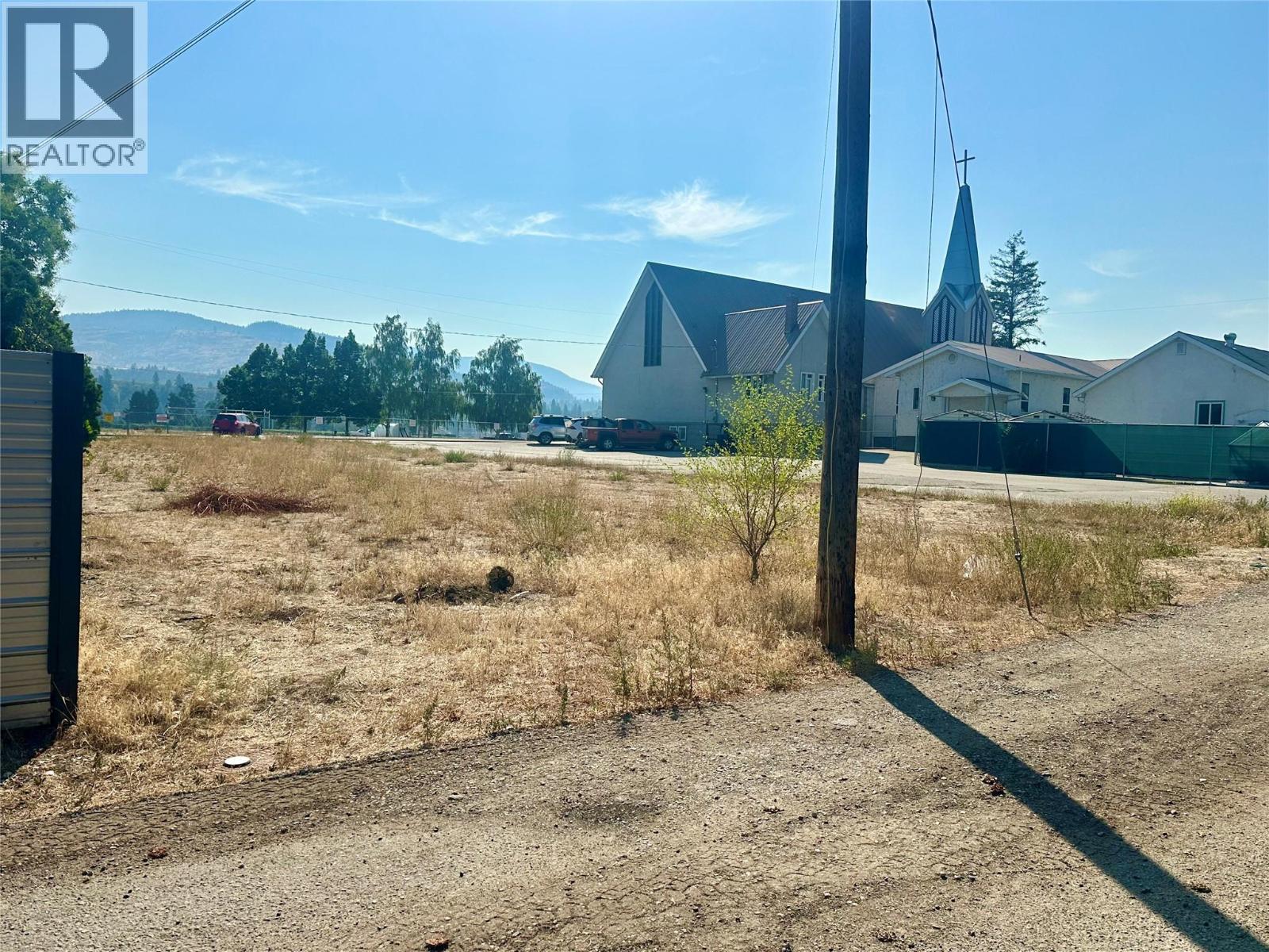 5812 Airport Street, Oliver, British Columbia  V0H 1T0 - Photo 7 - 10362653