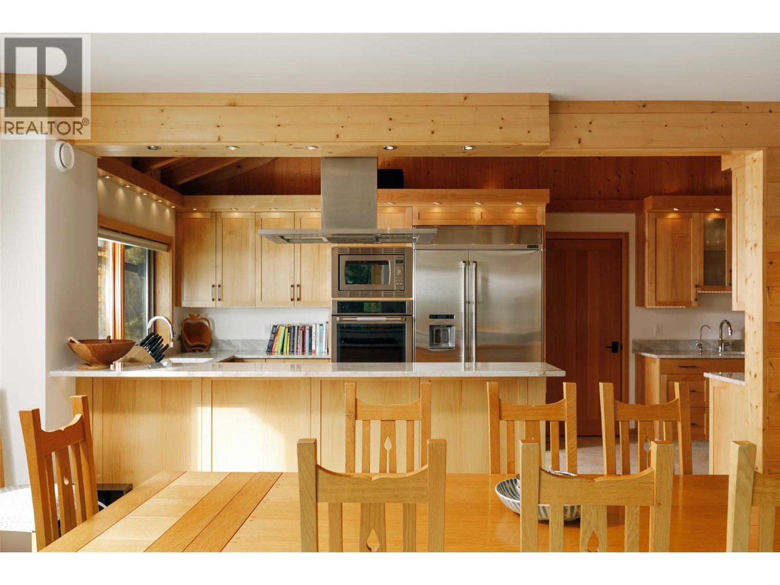 8100, 8104 Silver Star Road, Vernon, British Columbia  V1B 3N1 - Photo 25 - 10363520