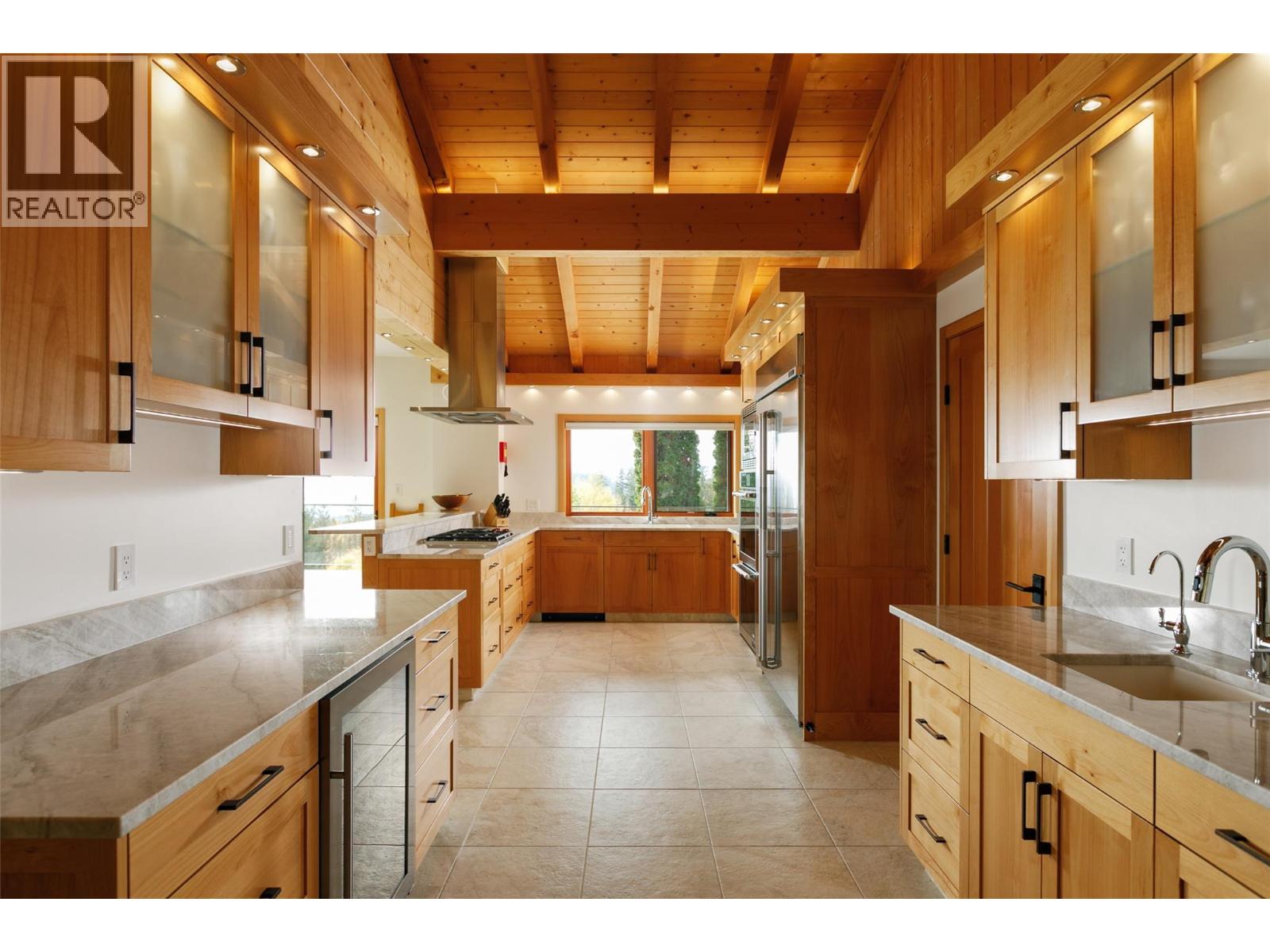 8100, 8104 Silver Star Road, Vernon, British Columbia  V1B 3N1 - Photo 28 - 10363520