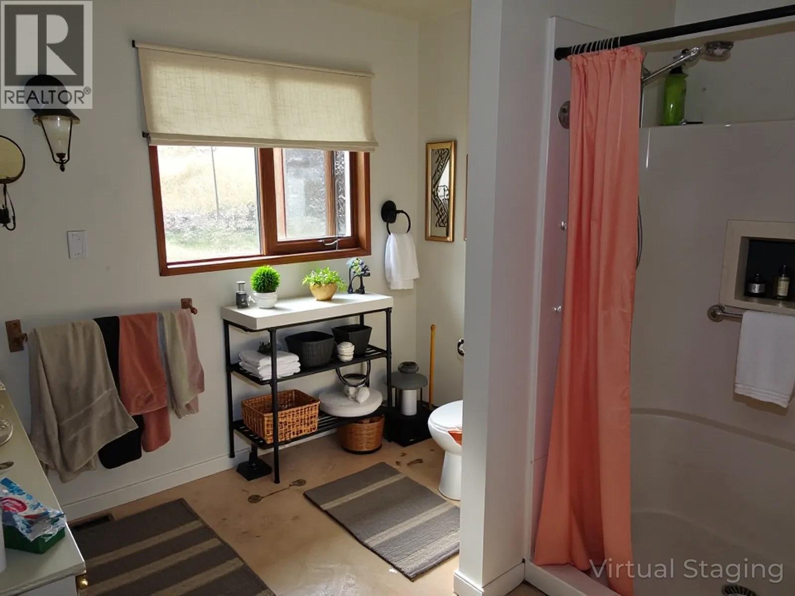 4596 Back Enderby Road, Spallumcheen, British Columbia  V0E 1B8 - Photo 35 - 10363178