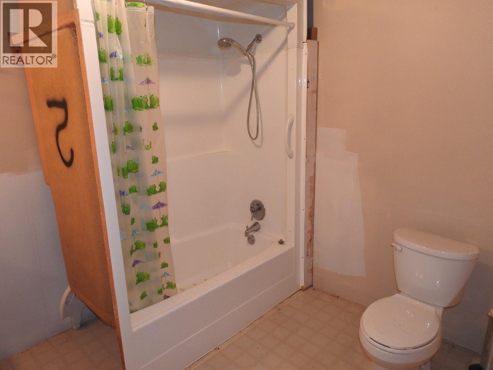 4596 Back Enderby Road, Spallumcheen, British Columbia  V0E 1B8 - Photo 54 - 10363178