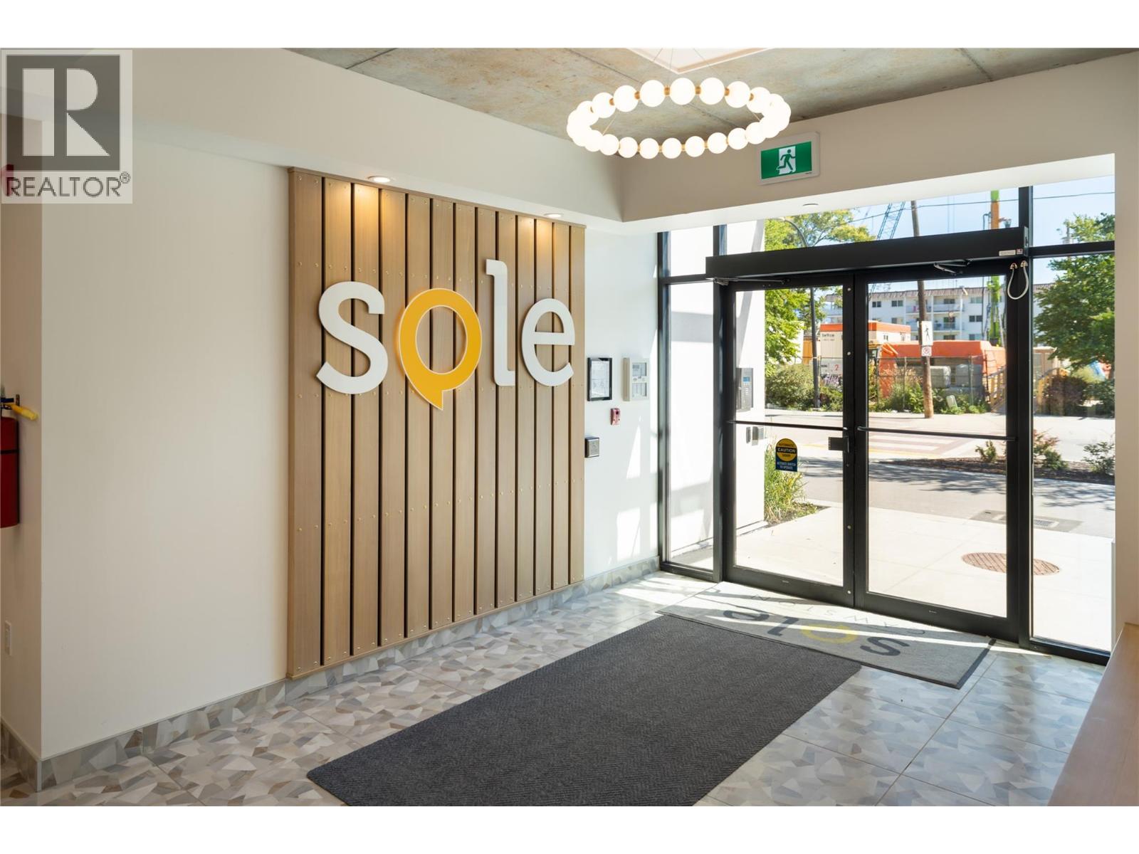 604 Cawston Avenue Unit# 415, Kelowna, British Columbia  V1Y 6Z4 - Photo 2 - 10363566