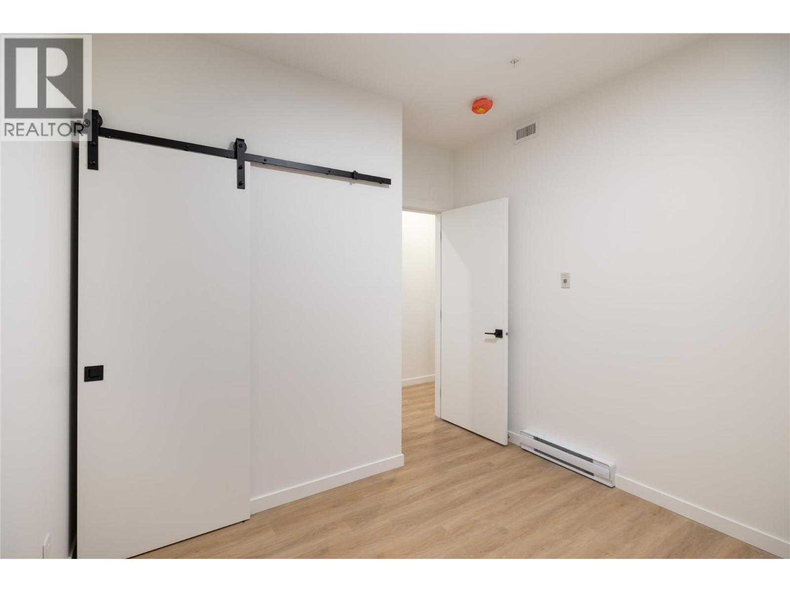 604 Cawston Avenue Unit# 415, Kelowna, British Columbia  V1Y 6Z4 - Photo 23 - 10363566