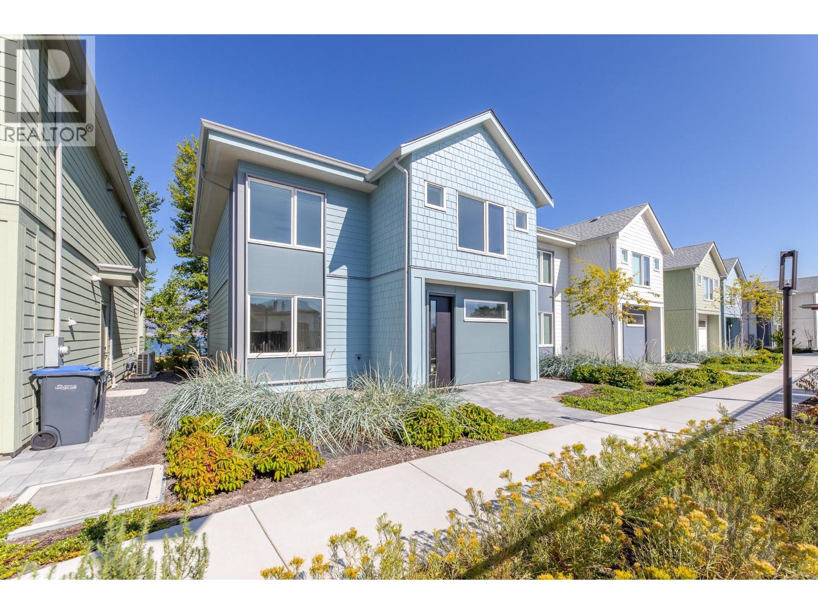 3240 Landry Crescent, Summerland, British Columbia  V0H 1Z9 - Photo 3 - 10363478