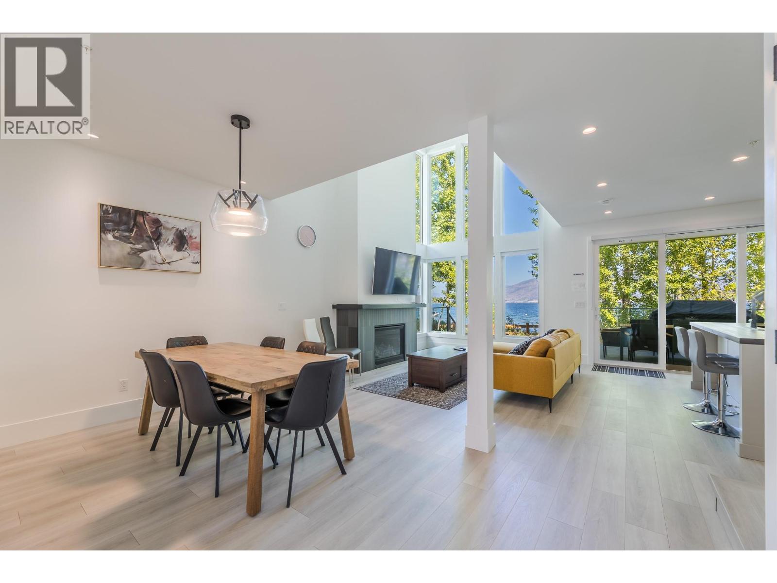 3240 Landry Crescent, Summerland, British Columbia  V0H 1Z9 - Photo 5 - 10363478