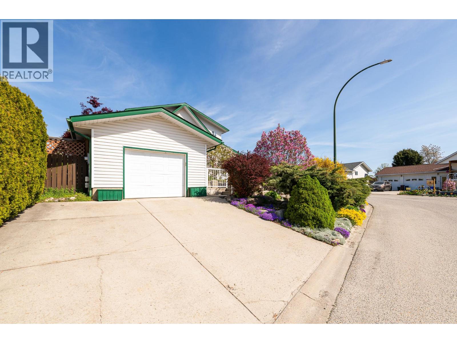 304 Dugan Street, Creston, British Columbia  V0B 1G3 - Photo 35 - 10363613