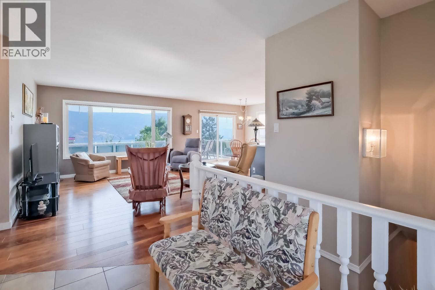 13391 Mcclure Place, Summerland, British Columbia  V0H 1Z1 - Photo 4 - 10363464