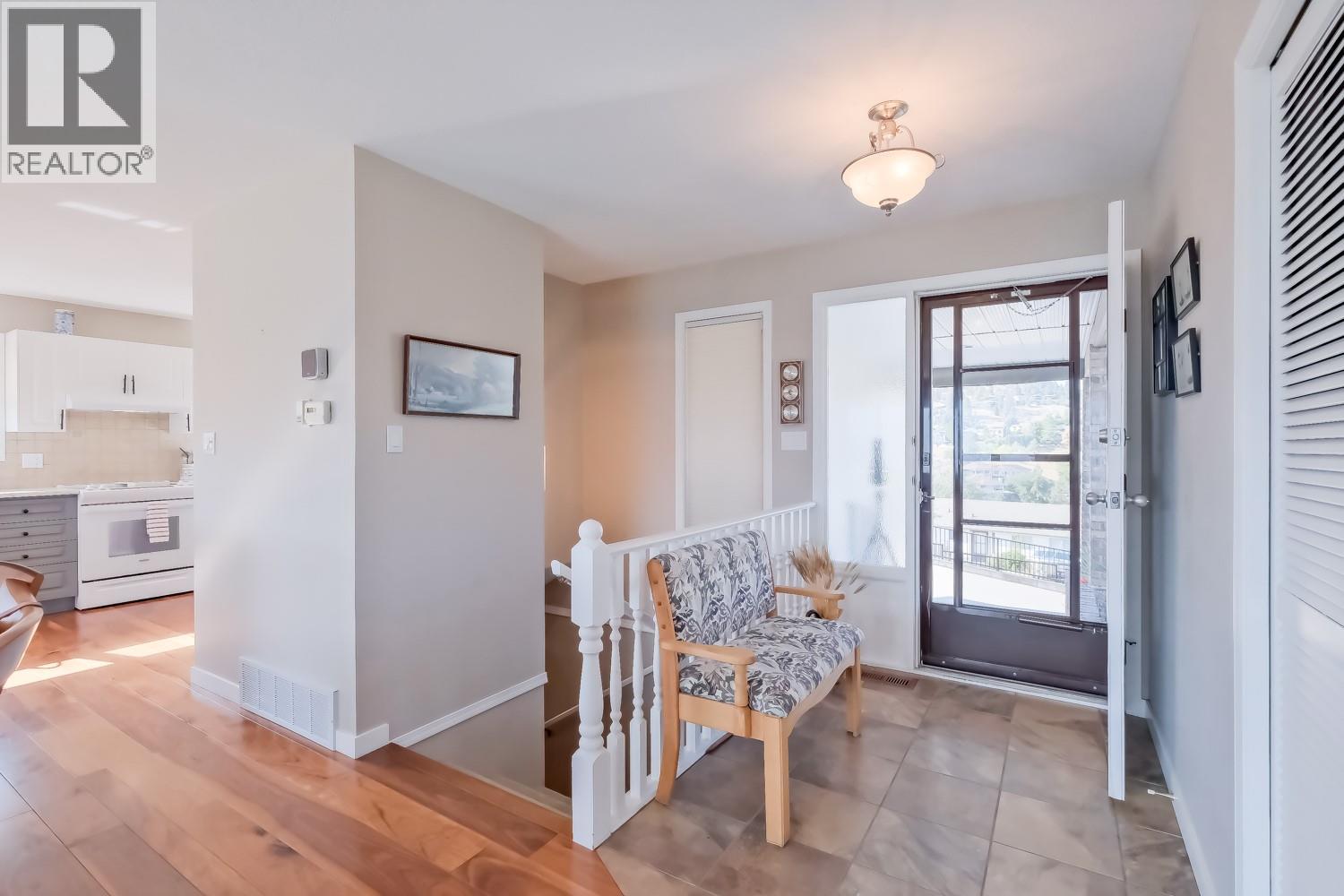 13391 Mcclure Place, Summerland, British Columbia  V0H 1Z1 - Photo 5 - 10363464