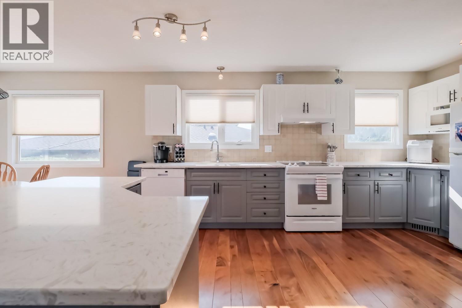 13391 Mcclure Place, Summerland, British Columbia  V0H 1Z1 - Photo 8 - 10363464