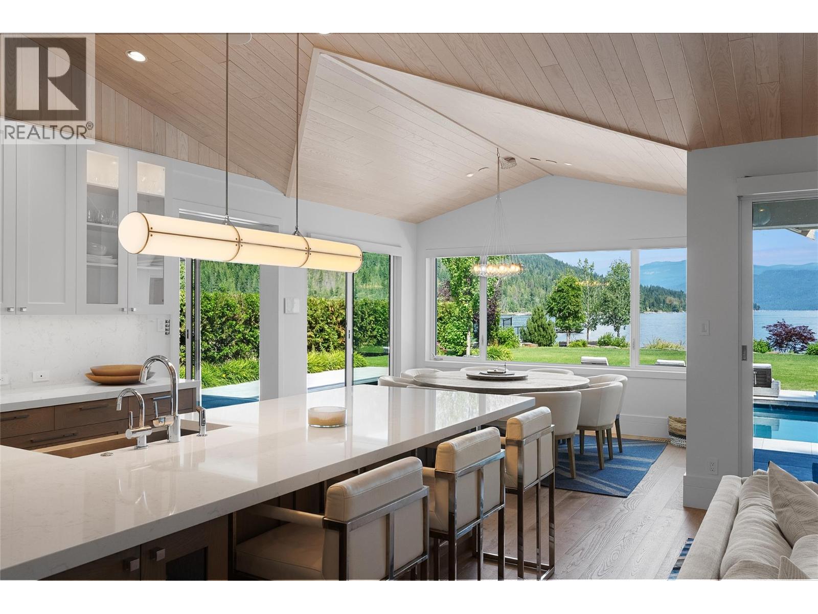 2506 Welch Place, Magna Bay, British Columbia  V0E 1M7 - Photo 16 - 10359859