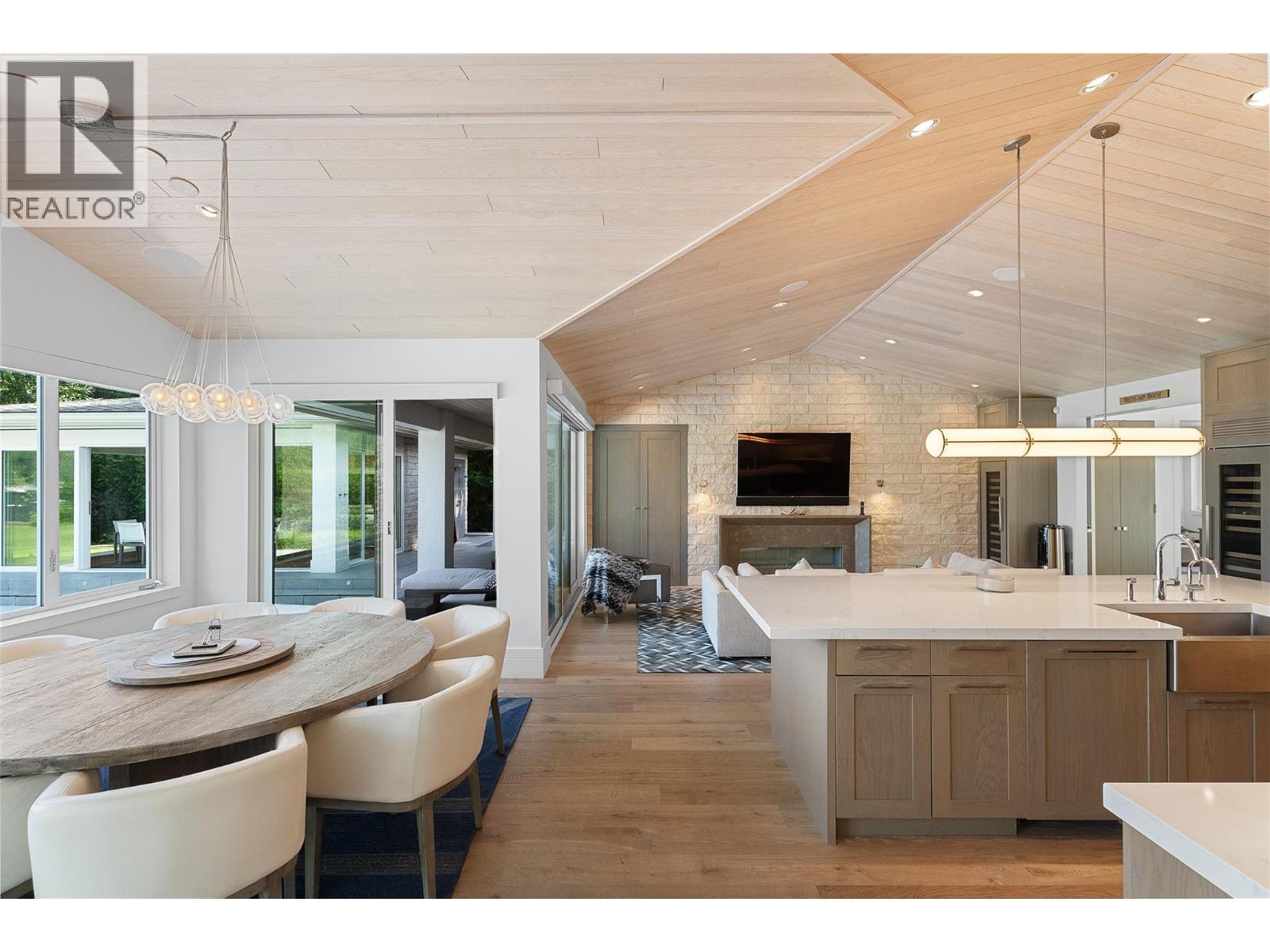 2506 Welch Place, Magna Bay, British Columbia  V0E 1M7 - Photo 21 - 10359859