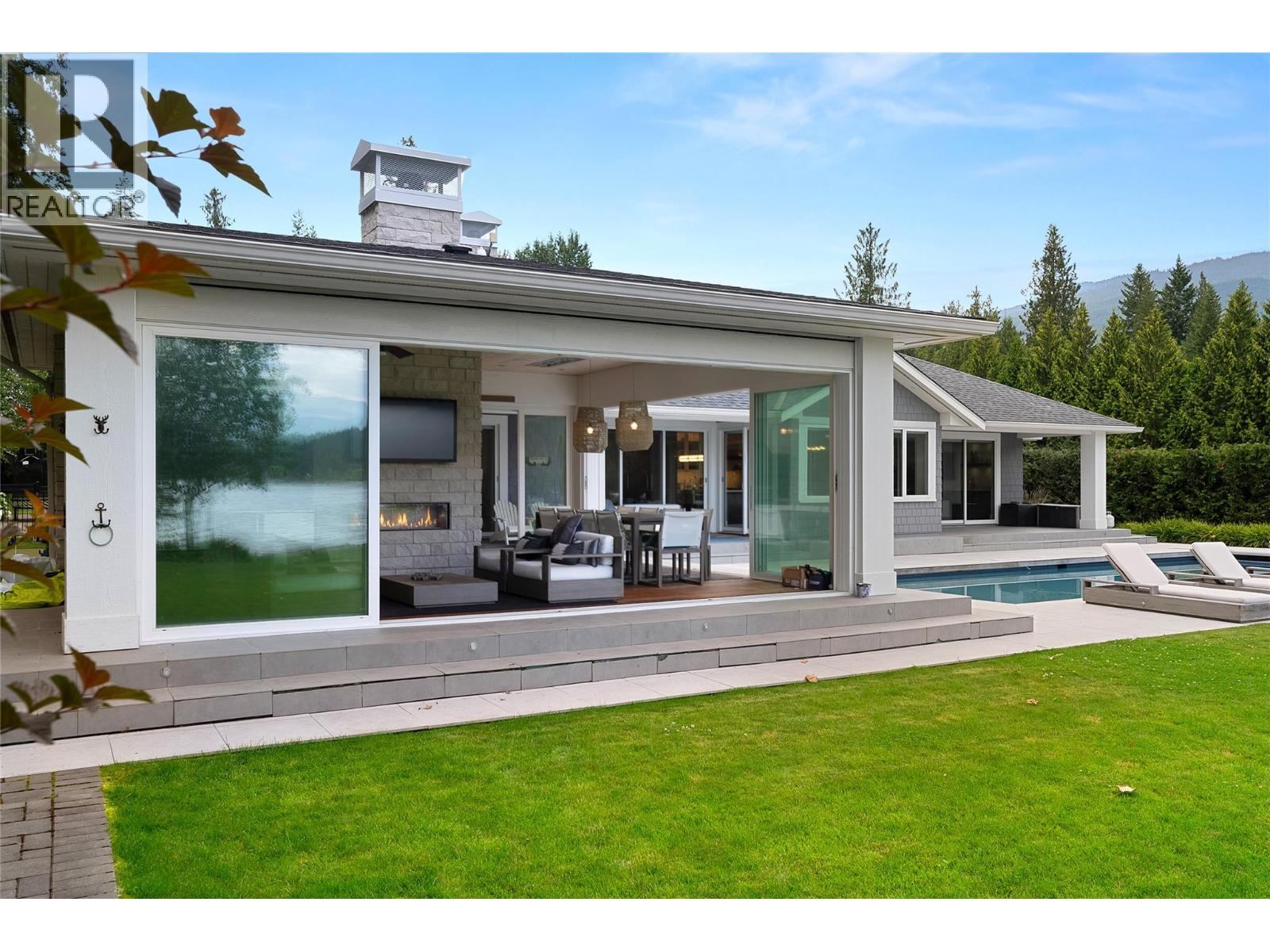 2506 Welch Place, Magna Bay, British Columbia  V0E 1M7 - Photo 53 - 10359859