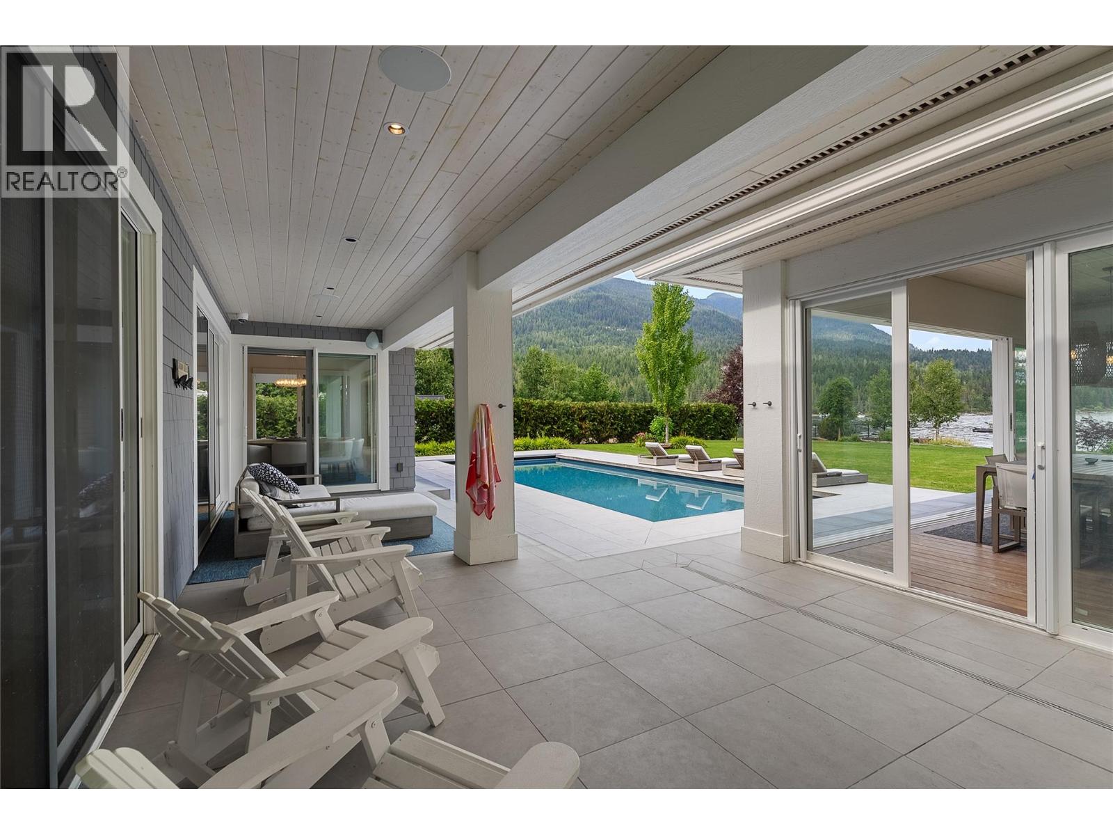 2506 Welch Place, Magna Bay, British Columbia  V0E 1M7 - Photo 60 - 10359859