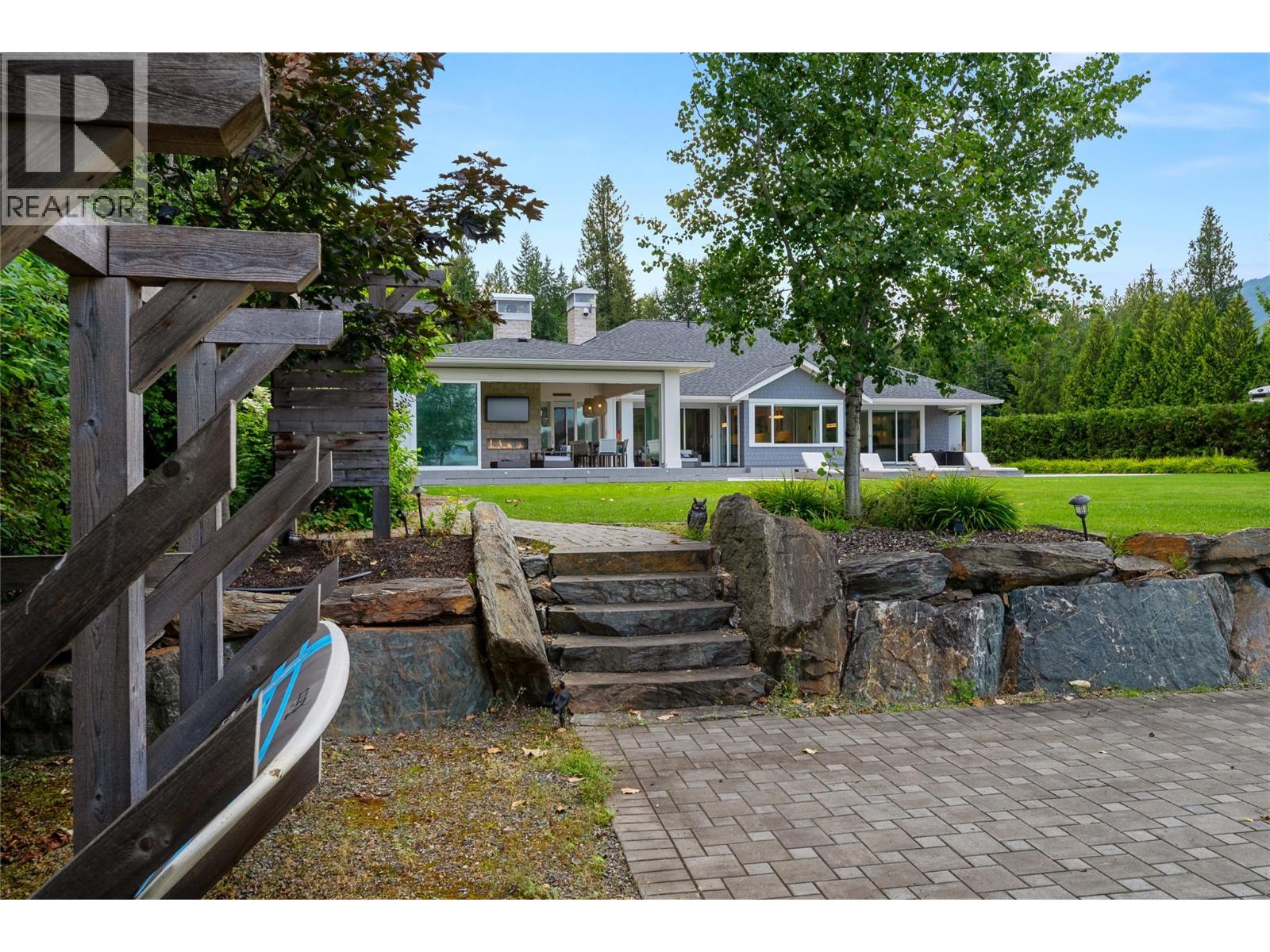 2506 Welch Place, Magna Bay, British Columbia  V0E 1M7 - Photo 62 - 10359859