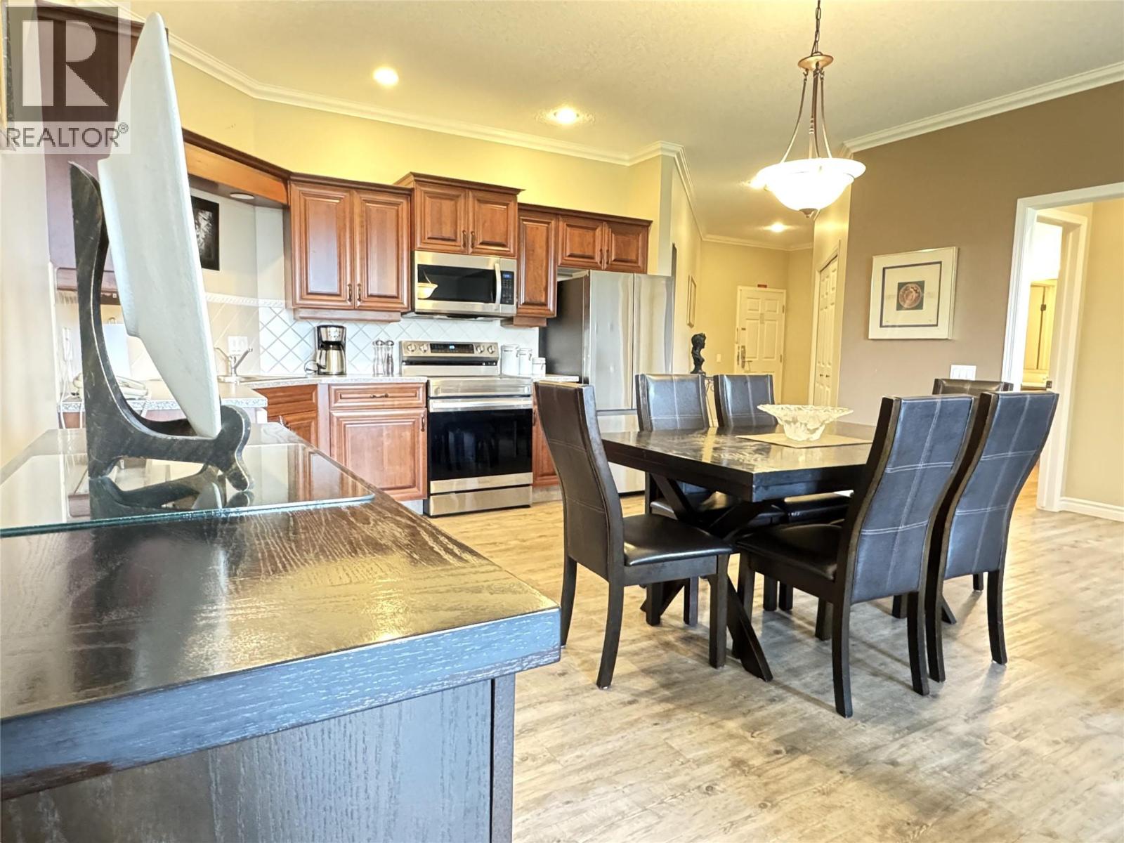 100 Bighorn Boulevard Unit# 113, Radium Hot Springs, British Columbia  V0A 1M0 - Photo 12 - 10363371