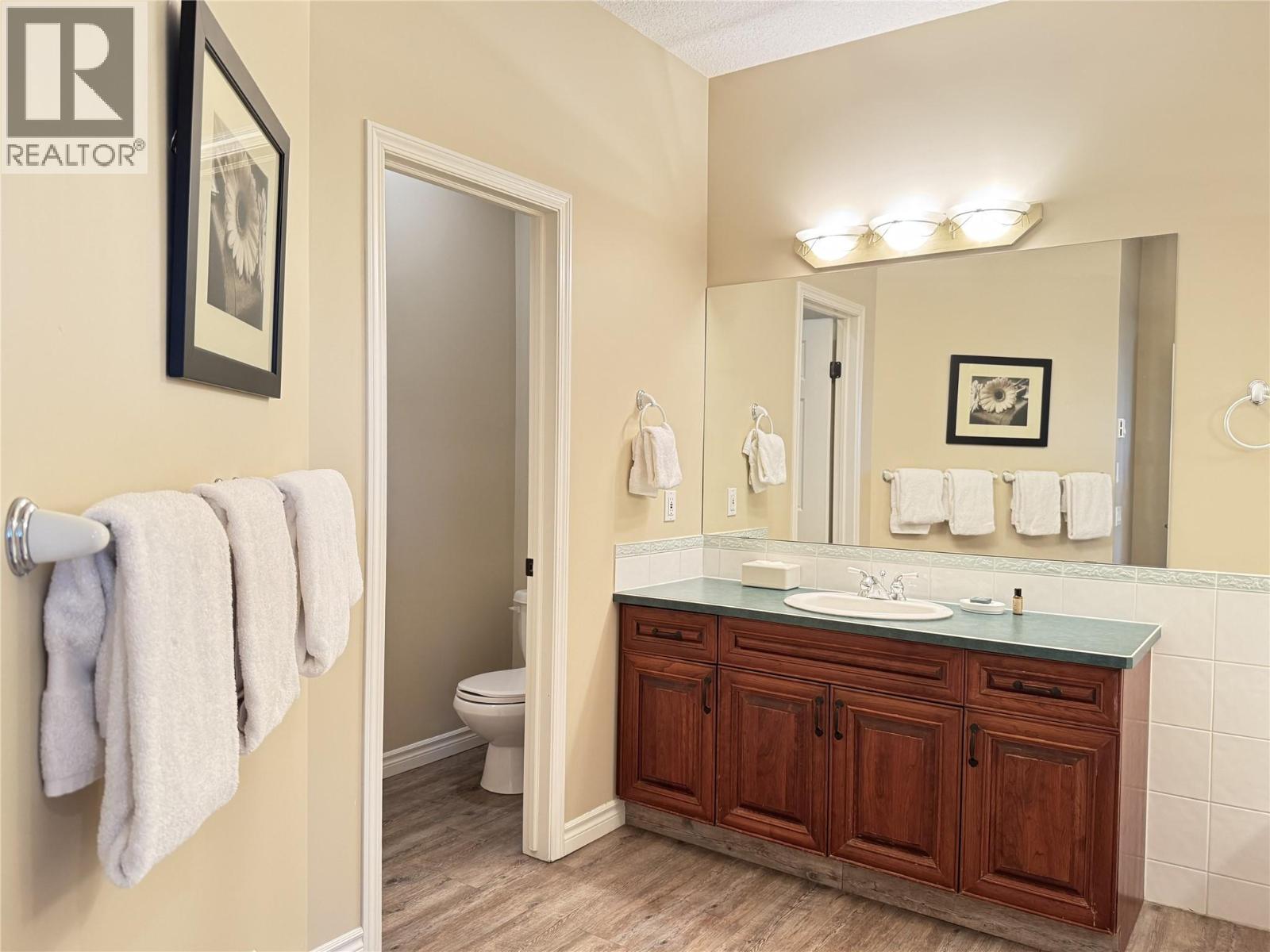 100 Bighorn Boulevard Unit# 113, Radium Hot Springs, British Columbia  V0A 1M0 - Photo 25 - 10363371