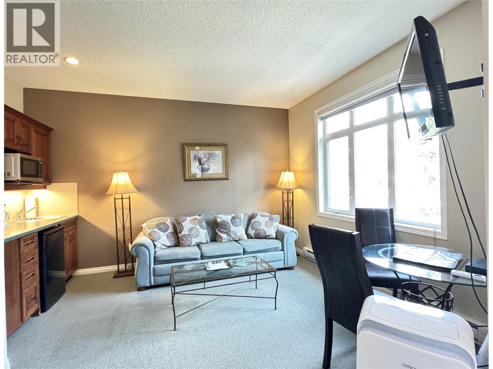 100 Bighorn Boulevard Unit# 113, Radium Hot Springs, British Columbia  V0A 1M0 - Photo 33 - 10363371