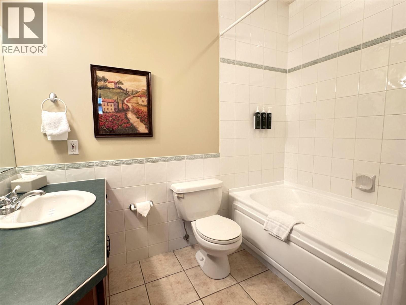 100 Bighorn Boulevard Unit# 113, Radium Hot Springs, British Columbia  V0A 1M0 - Photo 38 - 10363371