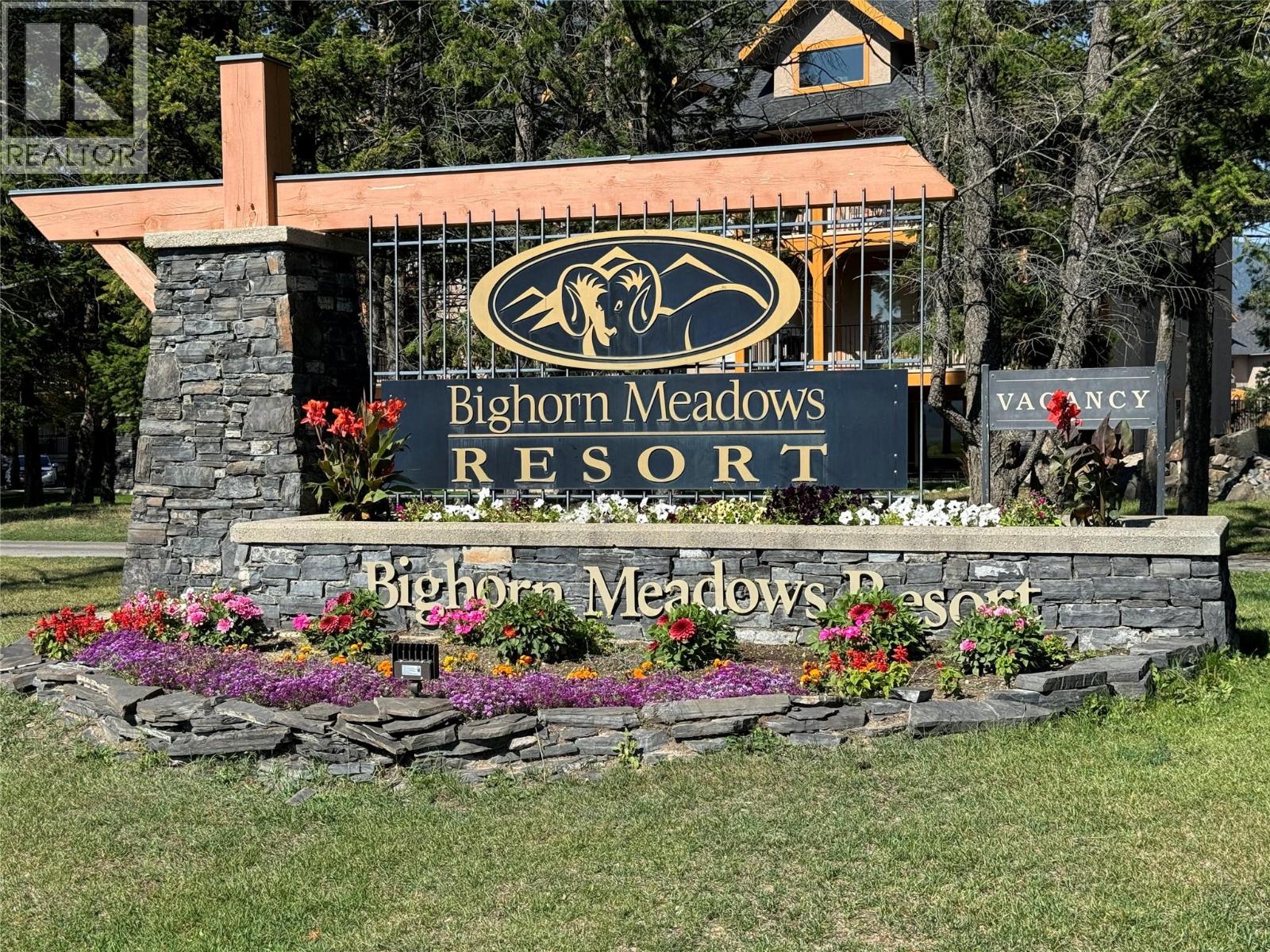 100 Bighorn Boulevard Unit# 113, Radium Hot Springs, British Columbia  V0A 1M0 - Photo 50 - 10363371